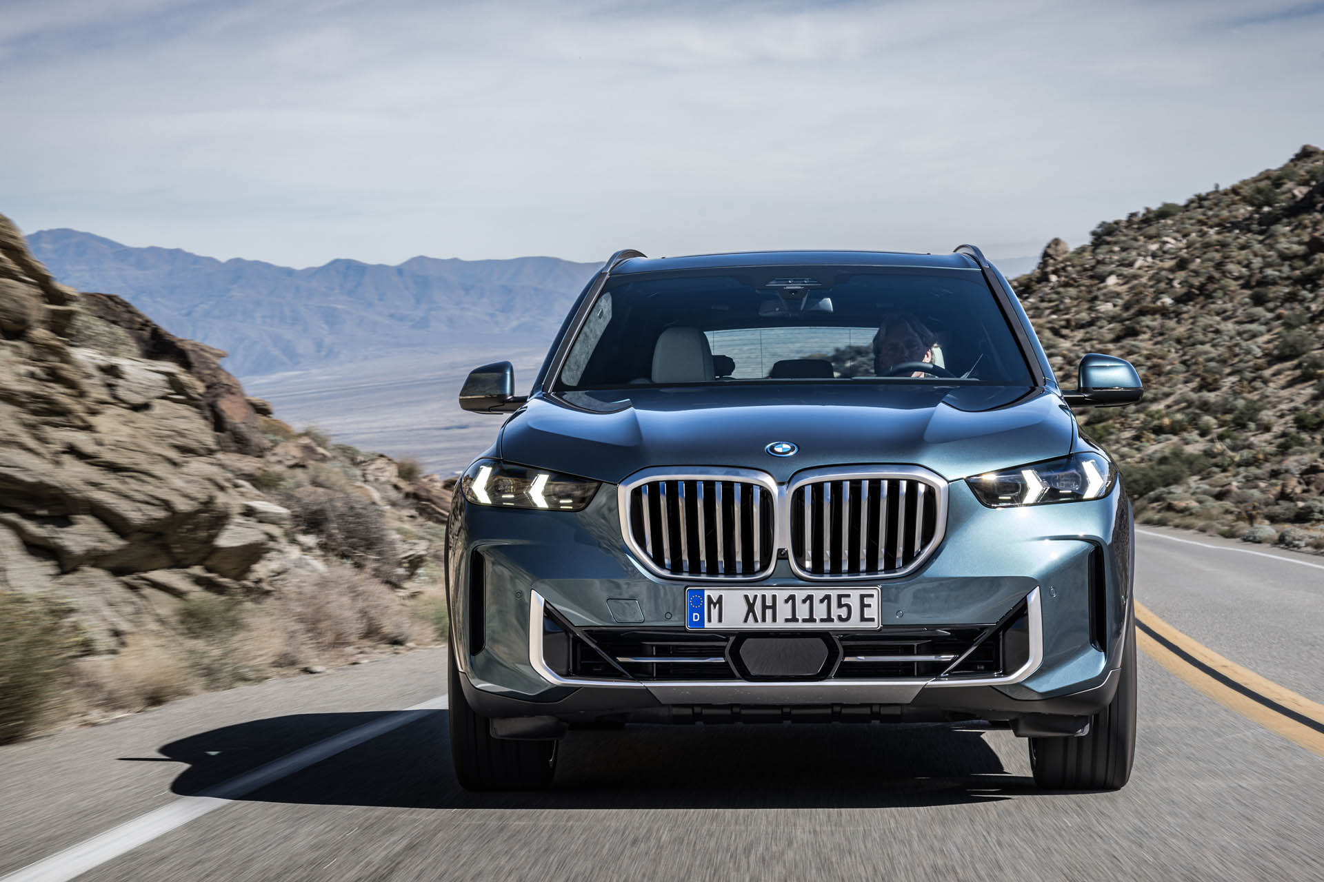 bmwx5-2023j