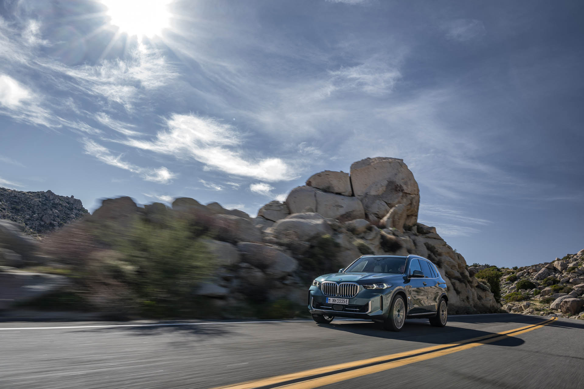 bmwx5-2023l