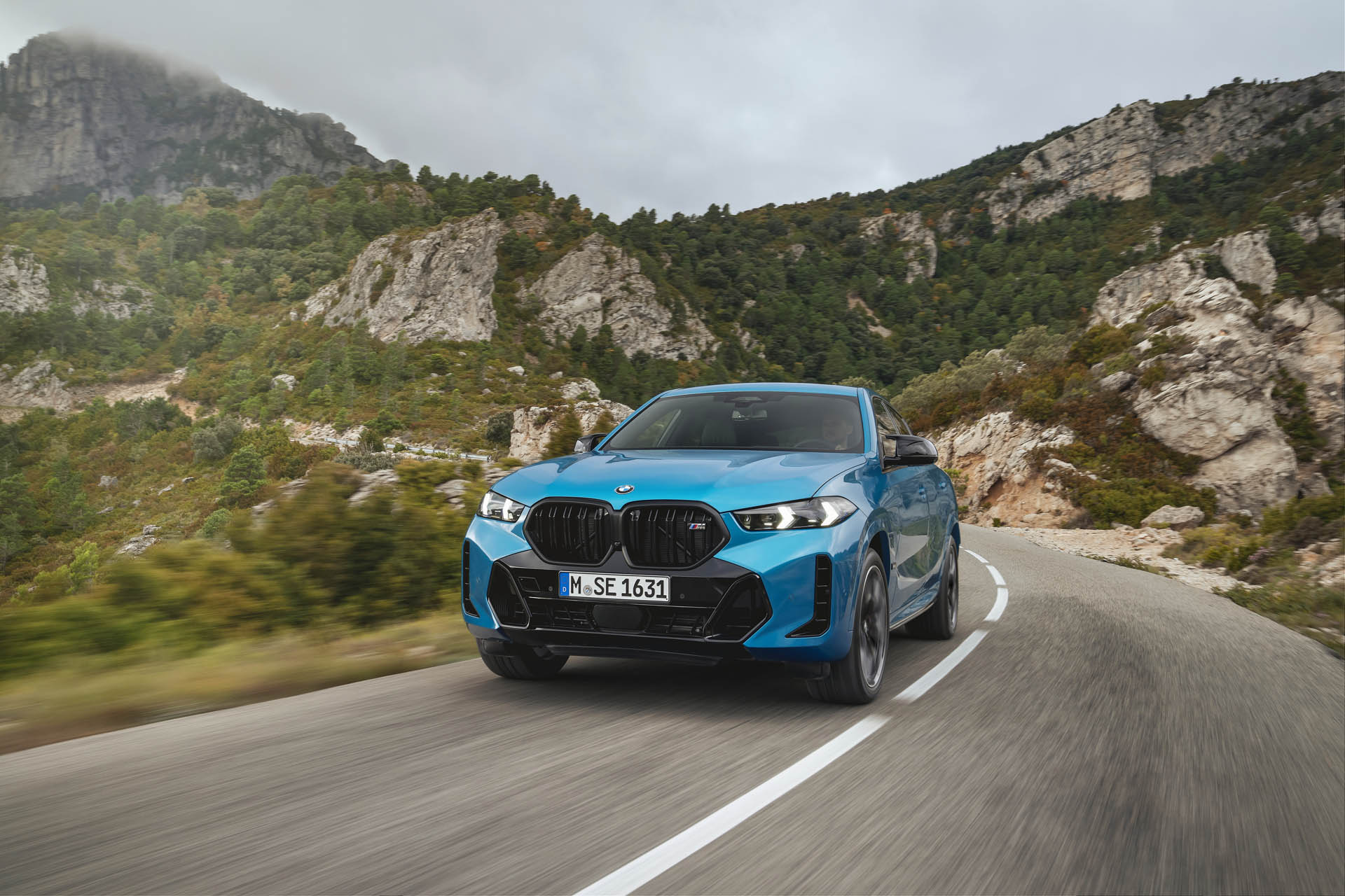 bmwx6m60xdrive-2023f