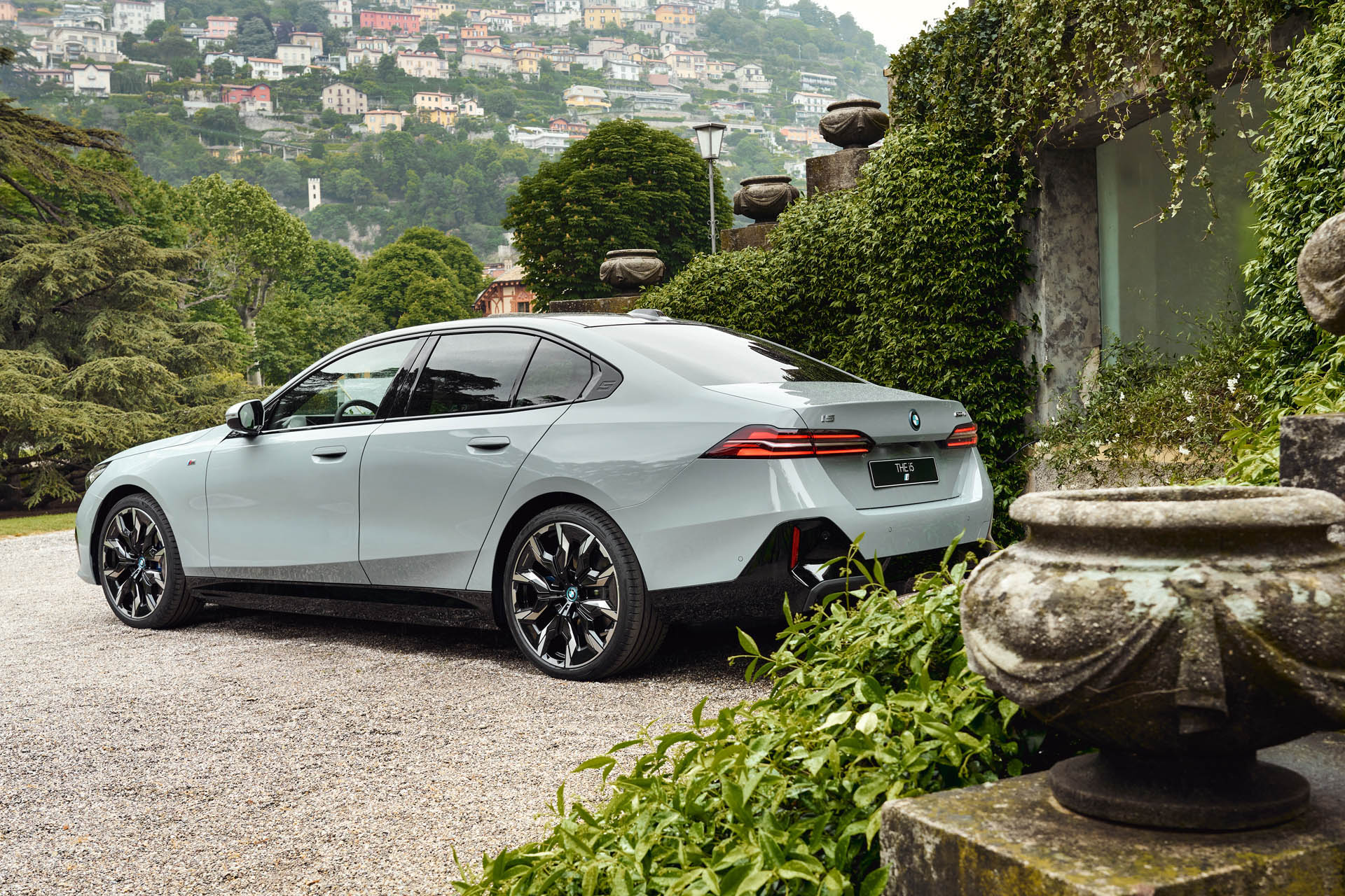 BMW i5 eDrive40 52