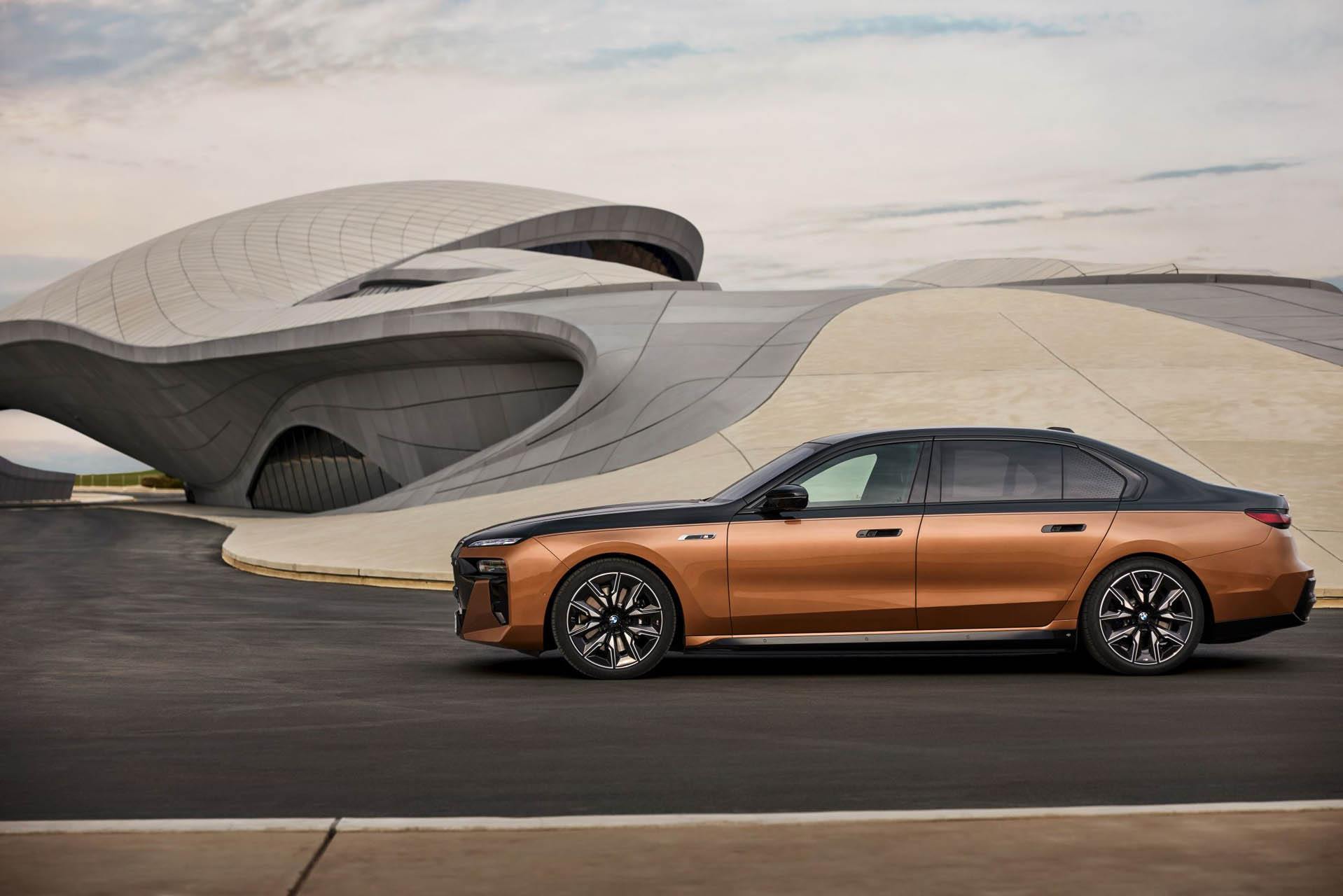 BMW i7 M70 xDrive 17