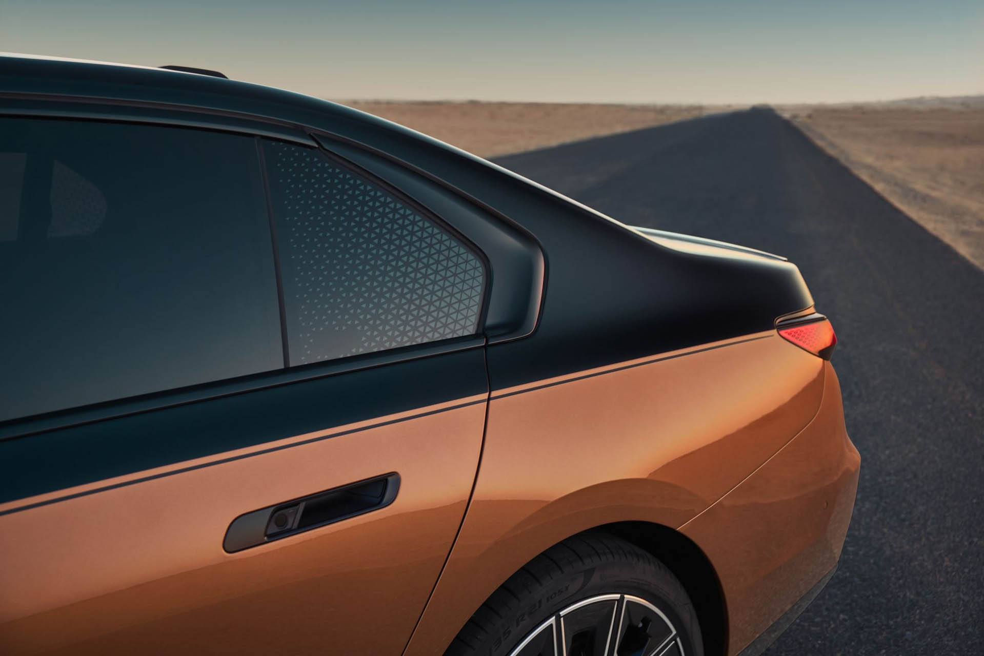BMW i7 M70 xDrive 42