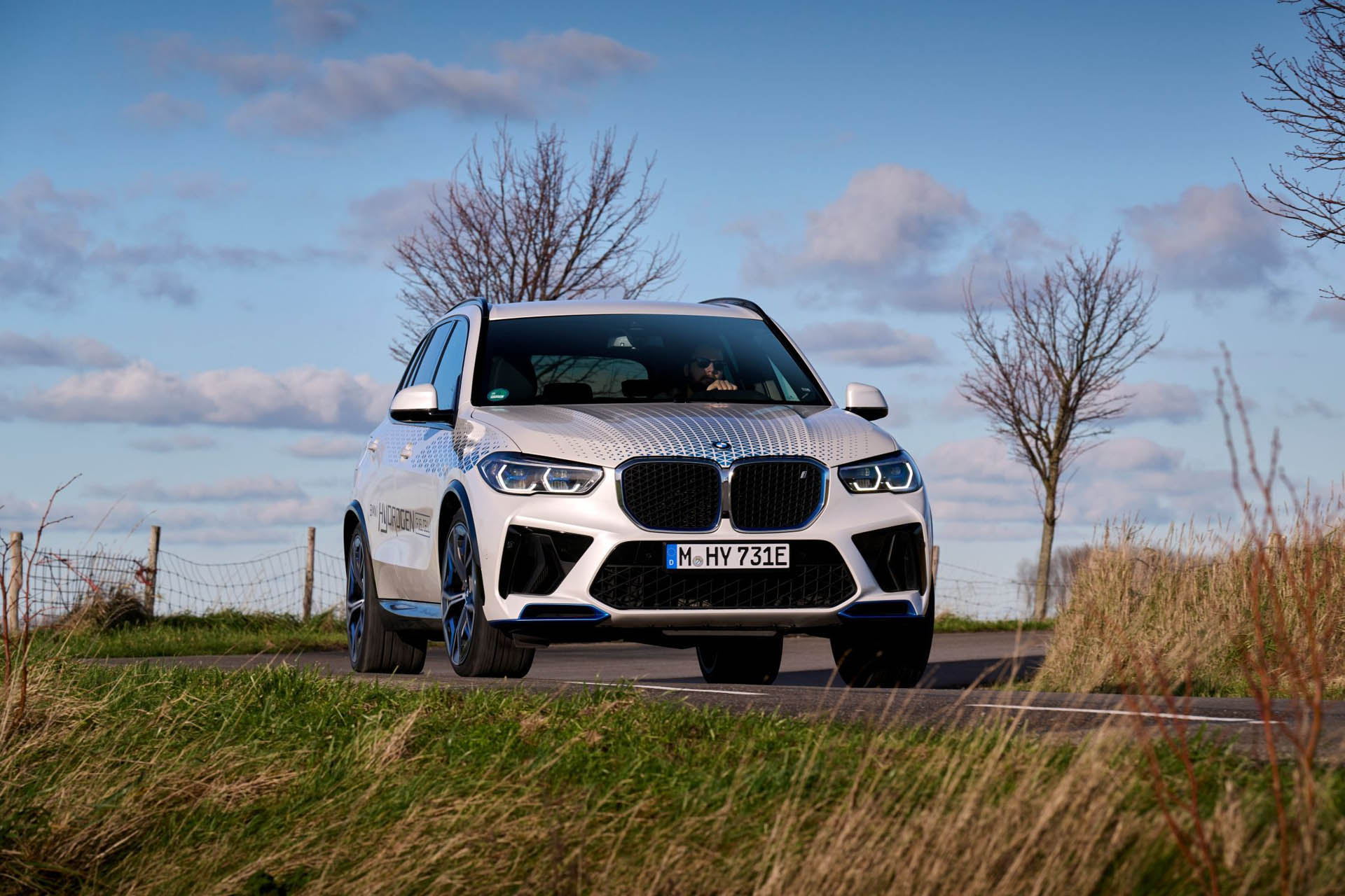 BMW iX5 Hydrogen 32