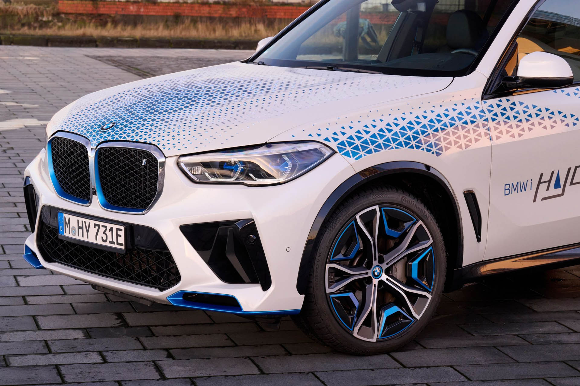 BMW iX5 Hydrogen 43