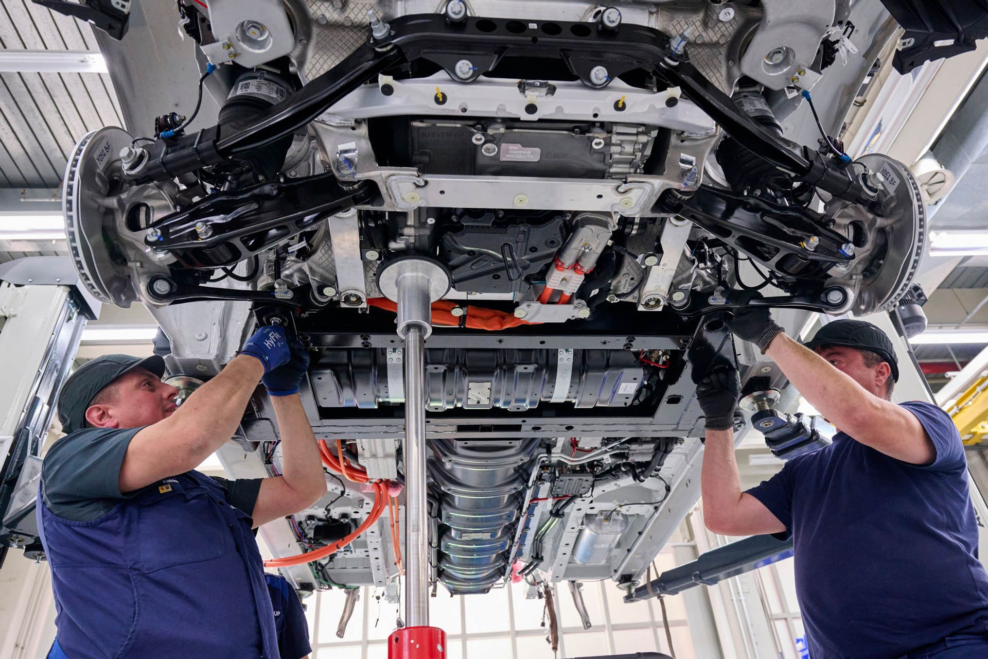 bmwix5hydrogen24