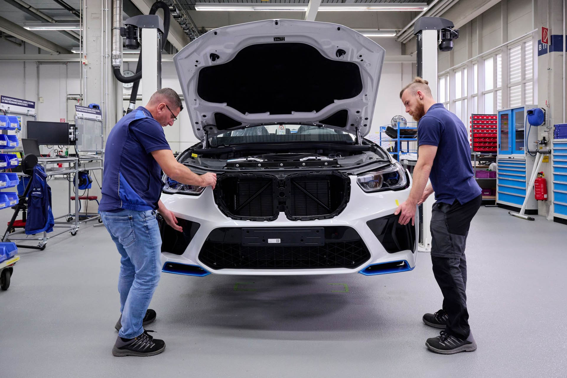 bmwix5hydrogen26