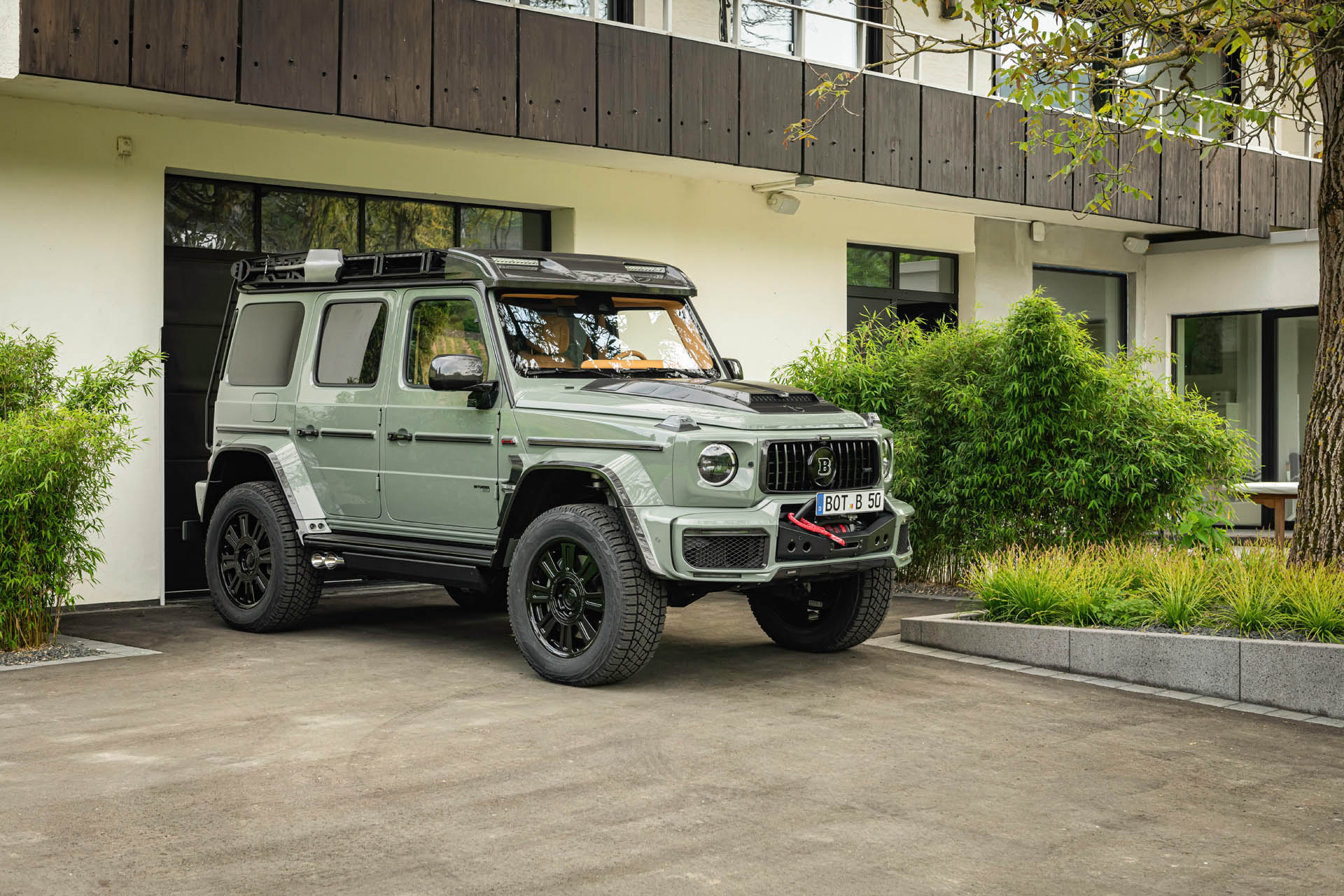 BRABUS 800 4x4 Stealth Green 11