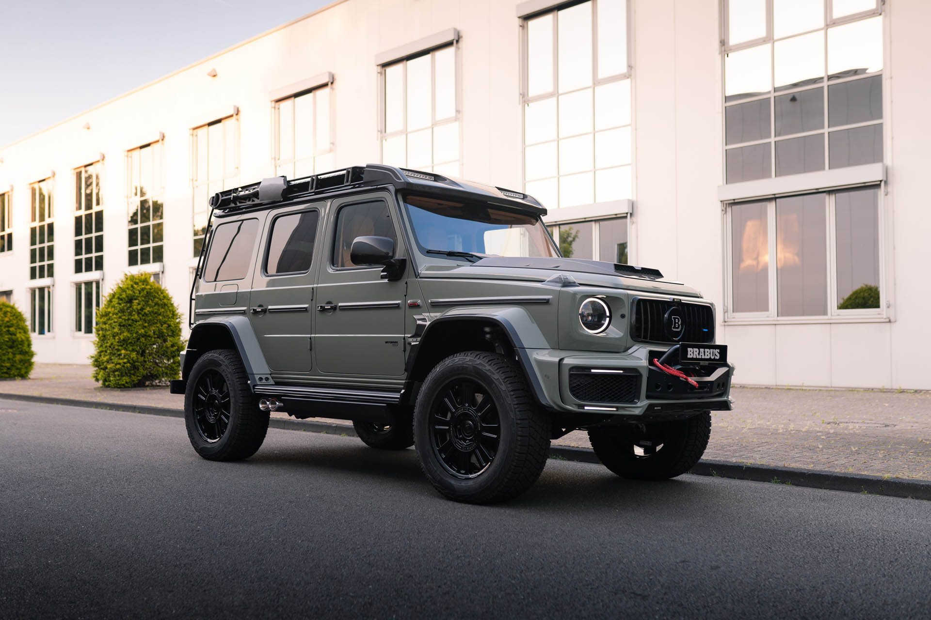 BRABUS 800 4x4 Stealth Green-M-AMG G 63 4x4 Outdoor 76