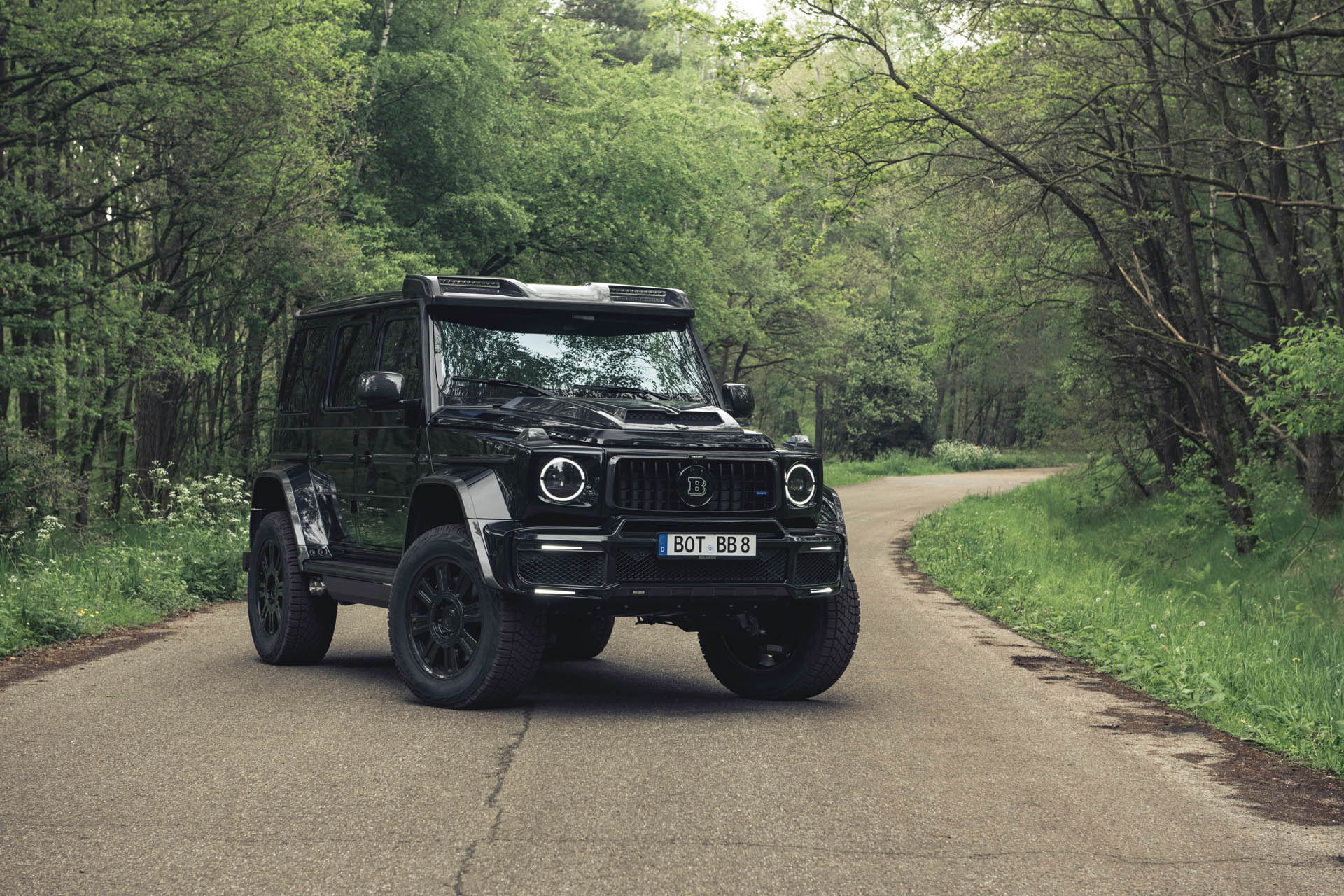 BRABUS 800 4x4 Superblack 22