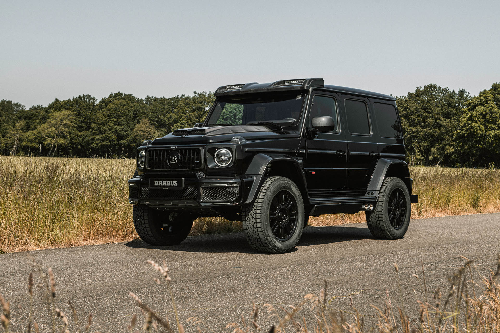 BRABUS 800 4x4 Superblack 29