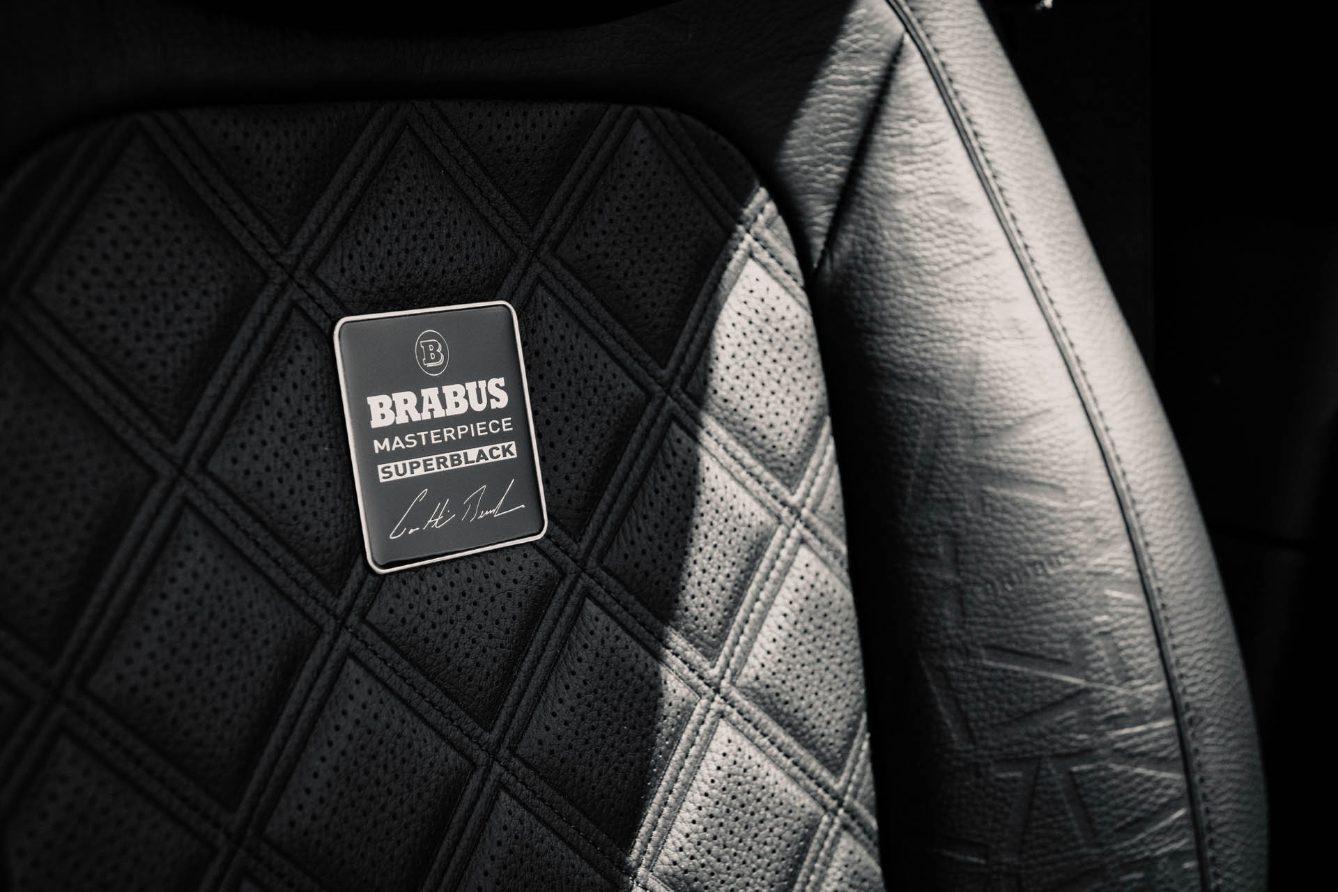 BRABUS 800 4x4 Superblack 51