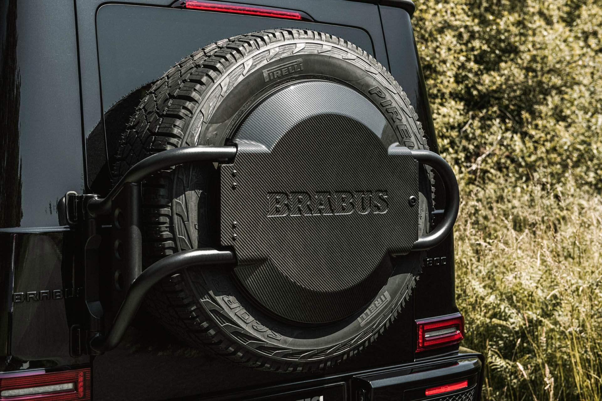 BRABUS 800 4x4 Superblack 54