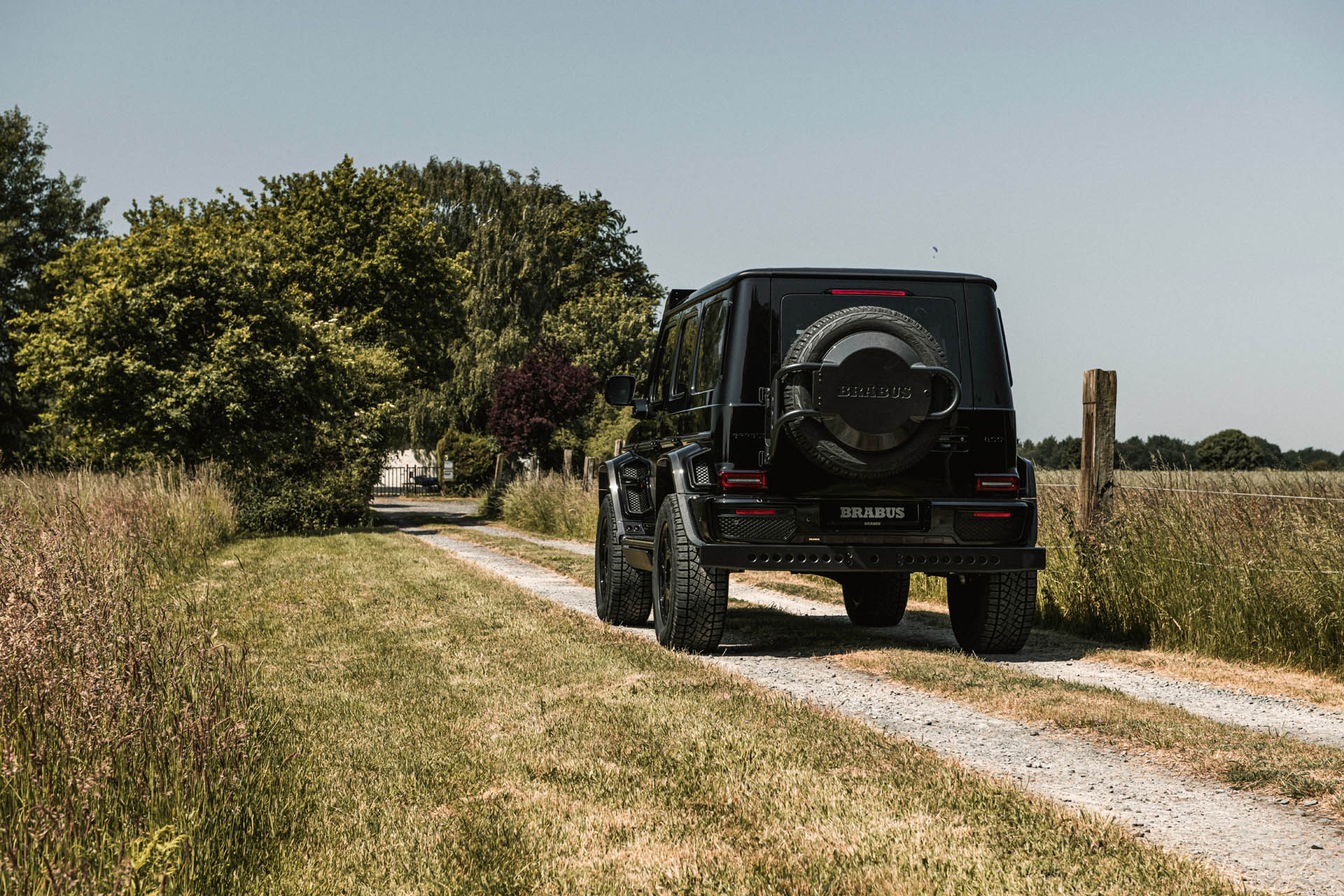 BRABUS 800 4x4 Superblack 58