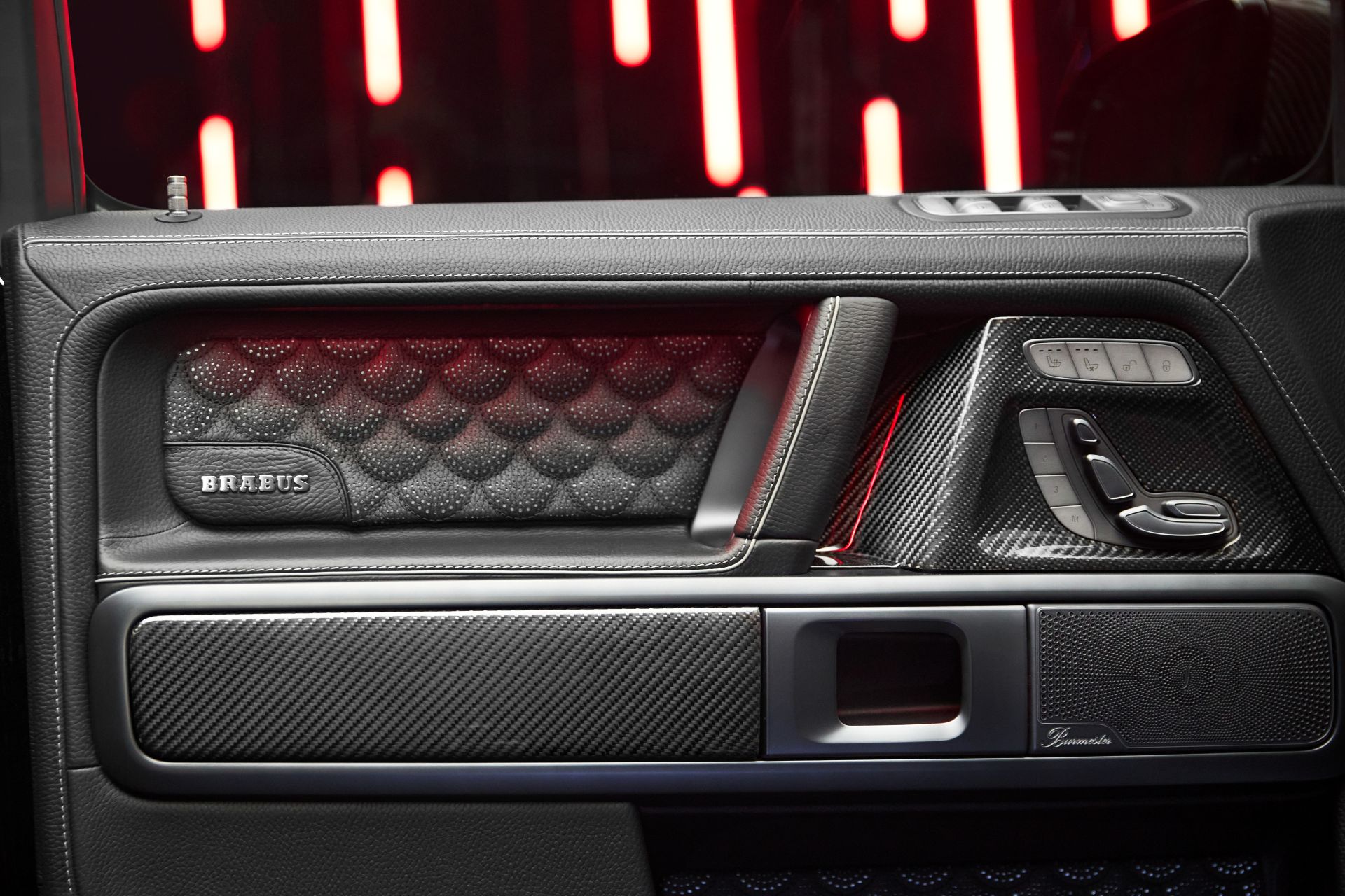 BRABUS 900 ROCKET EDITION W465 On Location 55