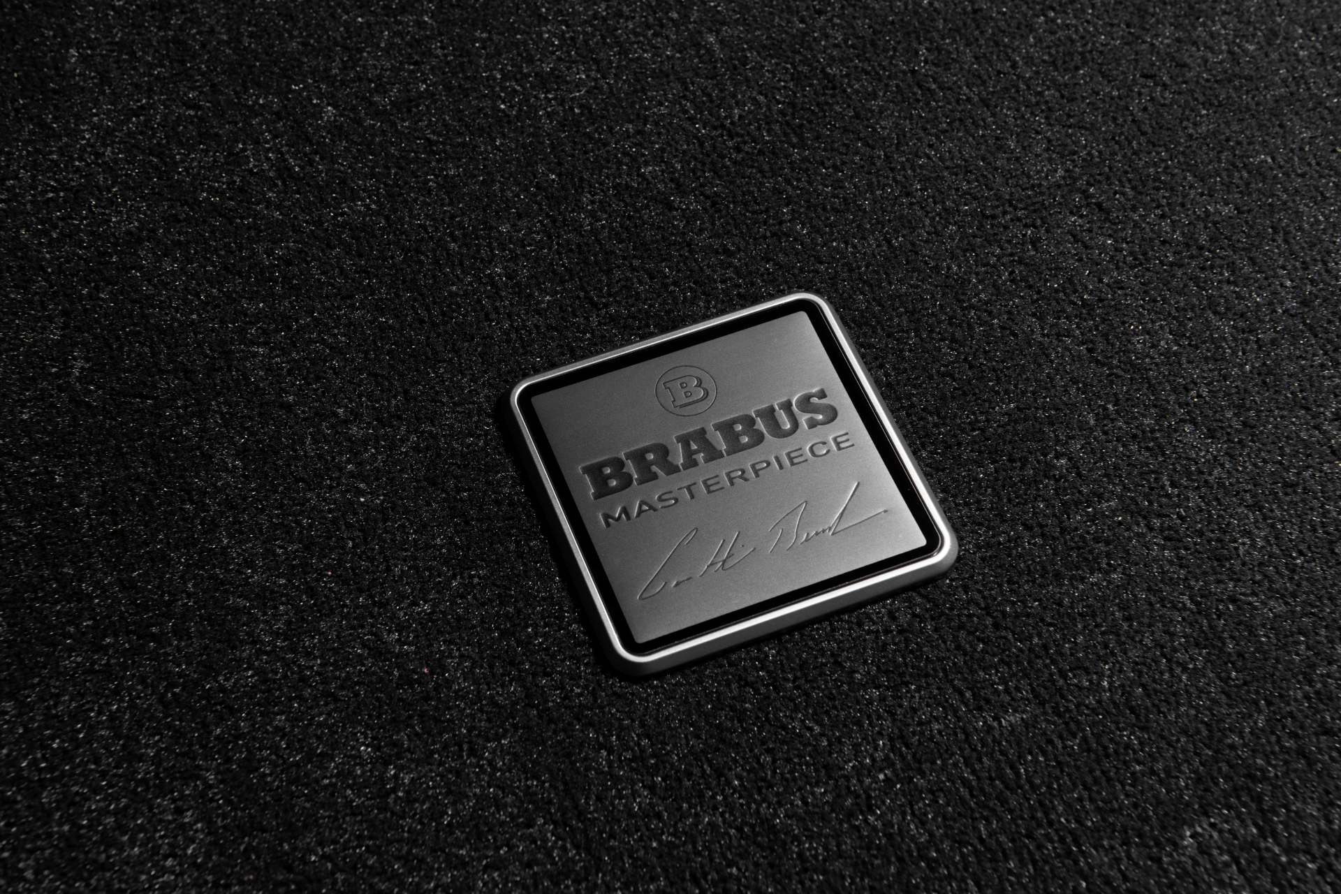 BRABUS 900 ROCKET EDITION black W465 Studio 19