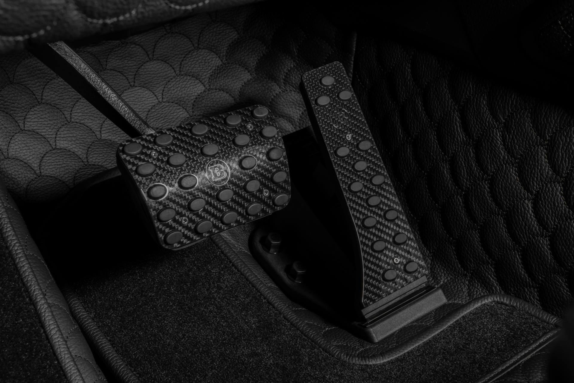 BRABUS 900 ROCKET EDITION black W465 Studio 27