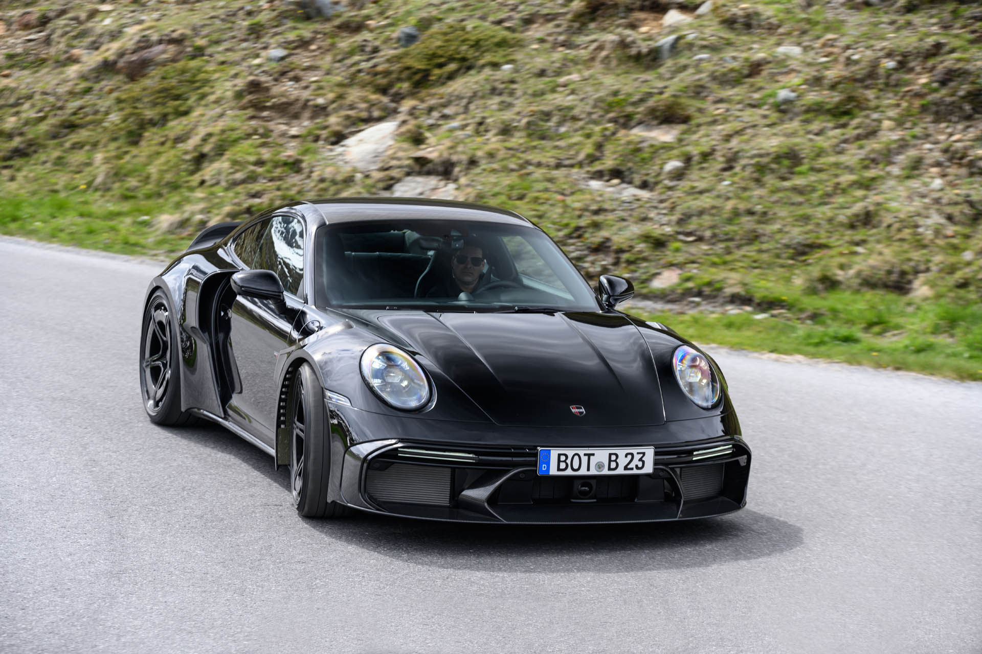 BRABUS 900 Rocket R 22