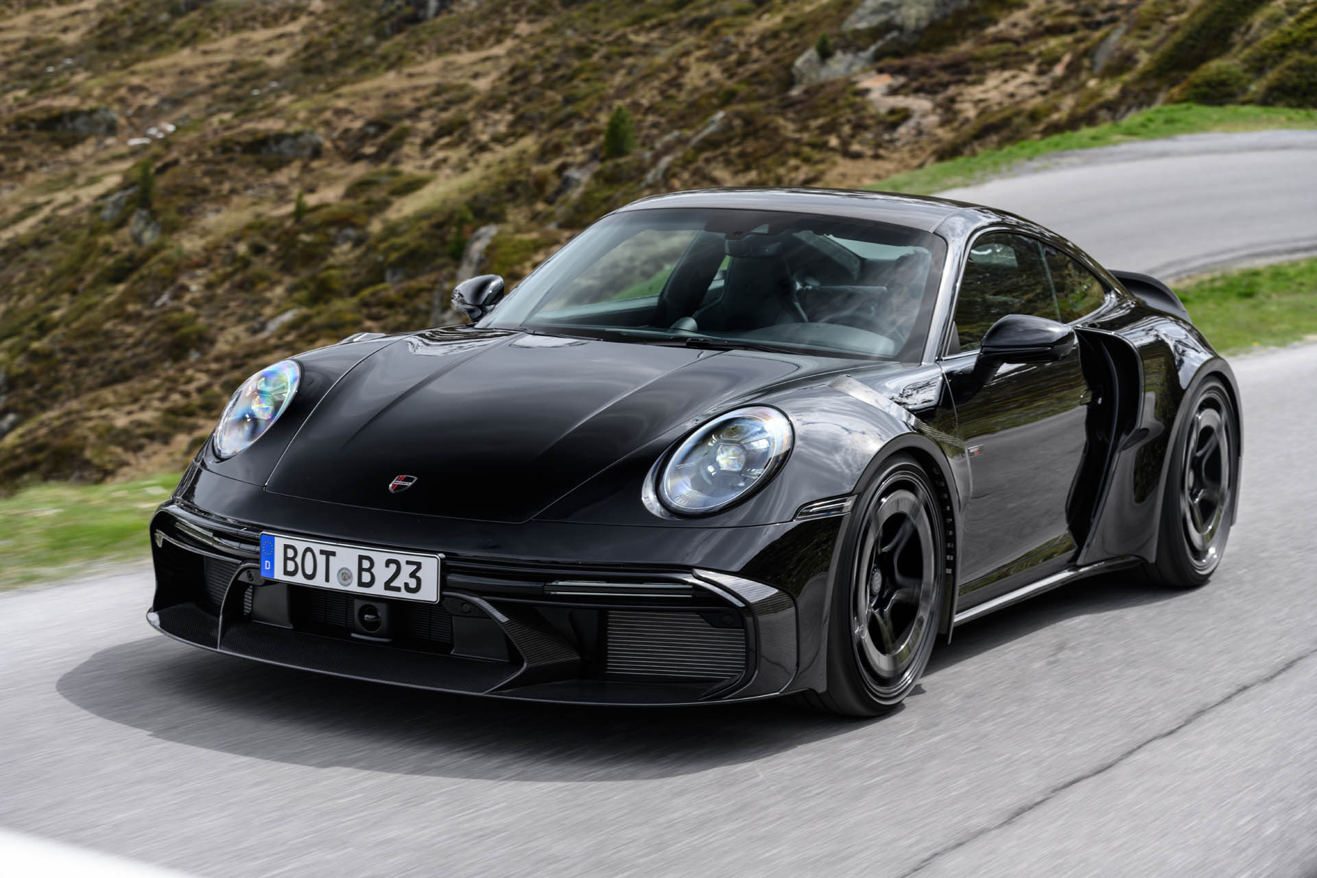 BRABUS 900 Rocket R 28