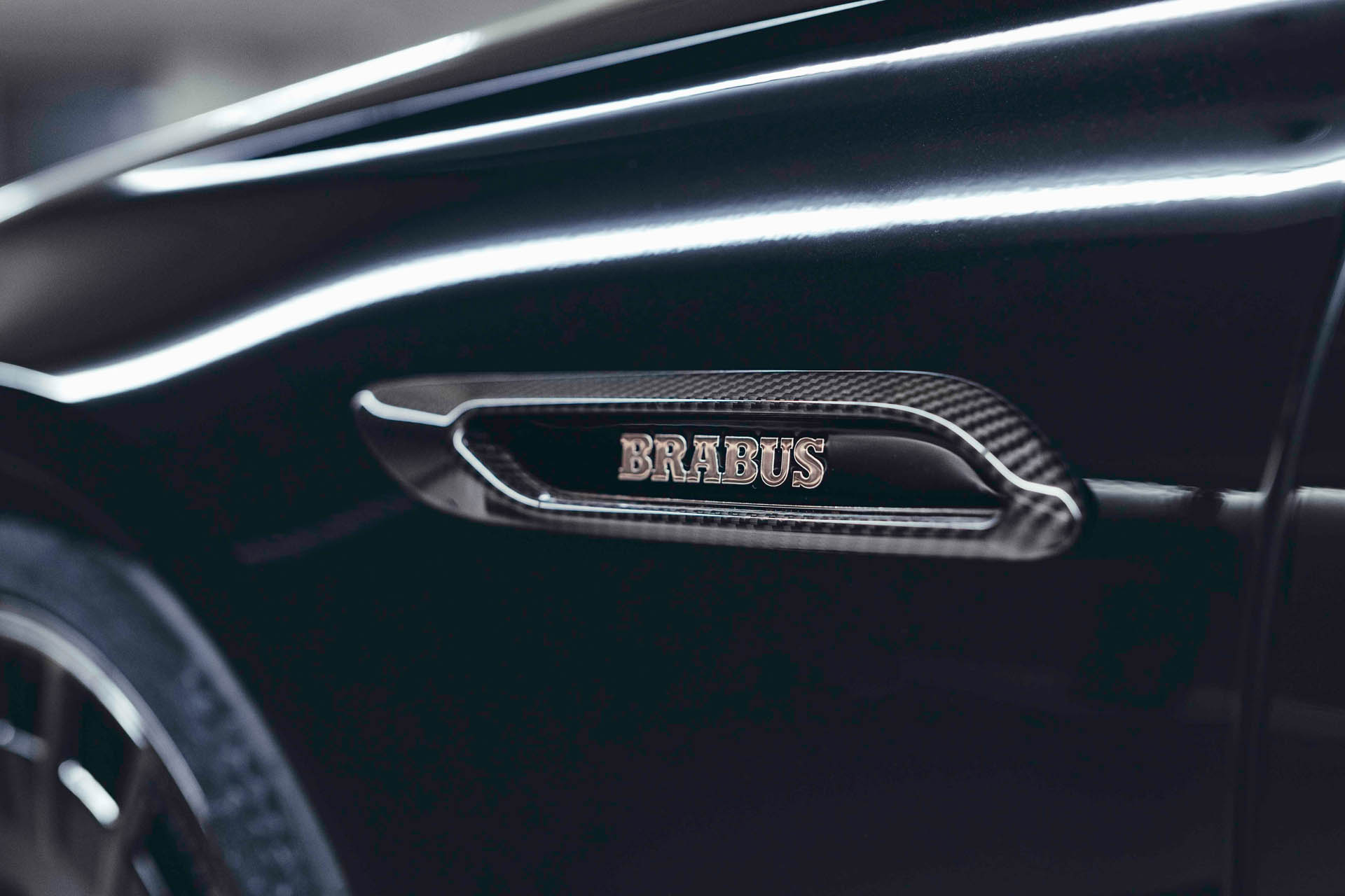 BRABUS 930 S63 E Performance 17