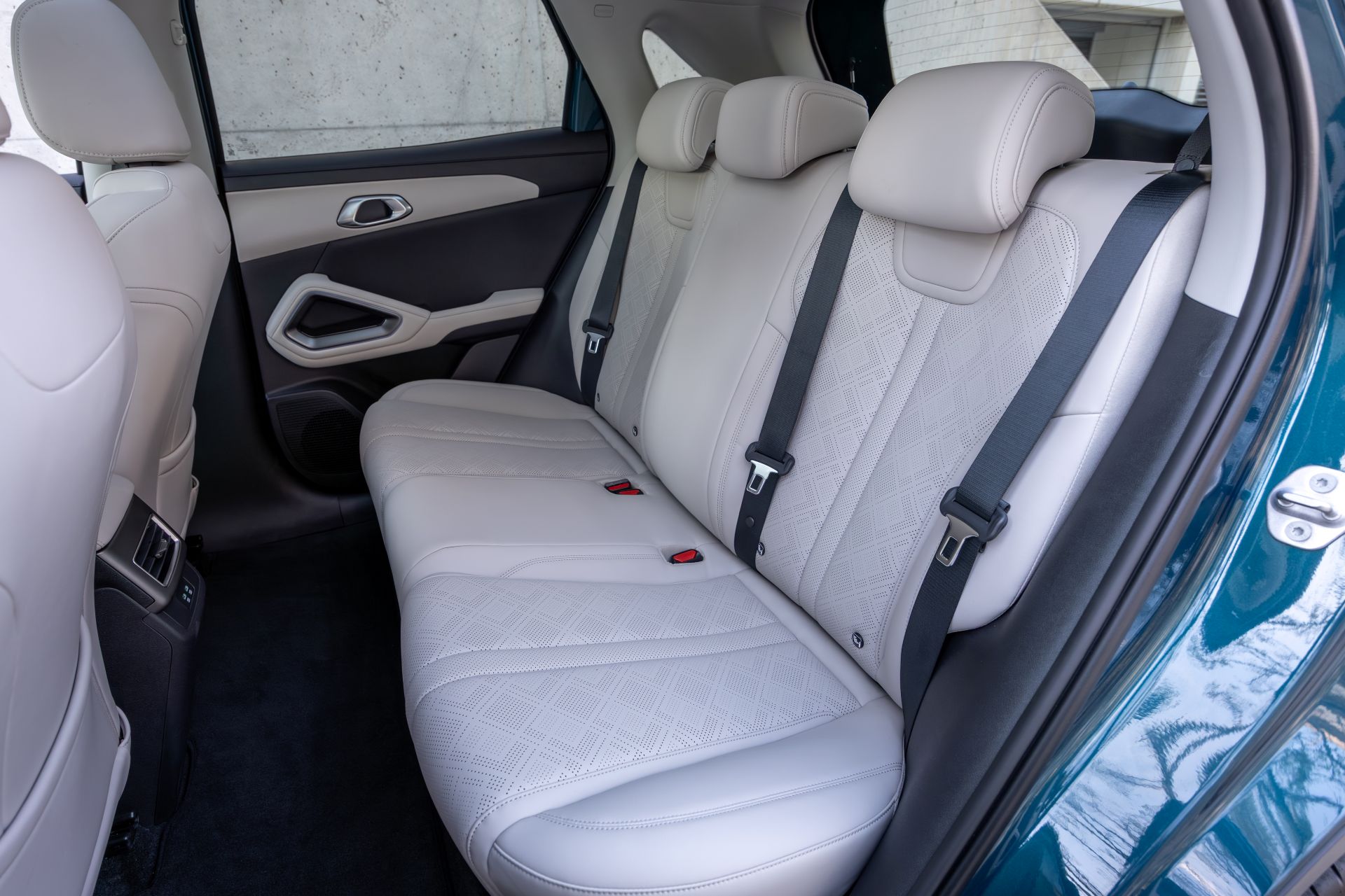 BYD ATTO 2 DM-i Interiors 11
