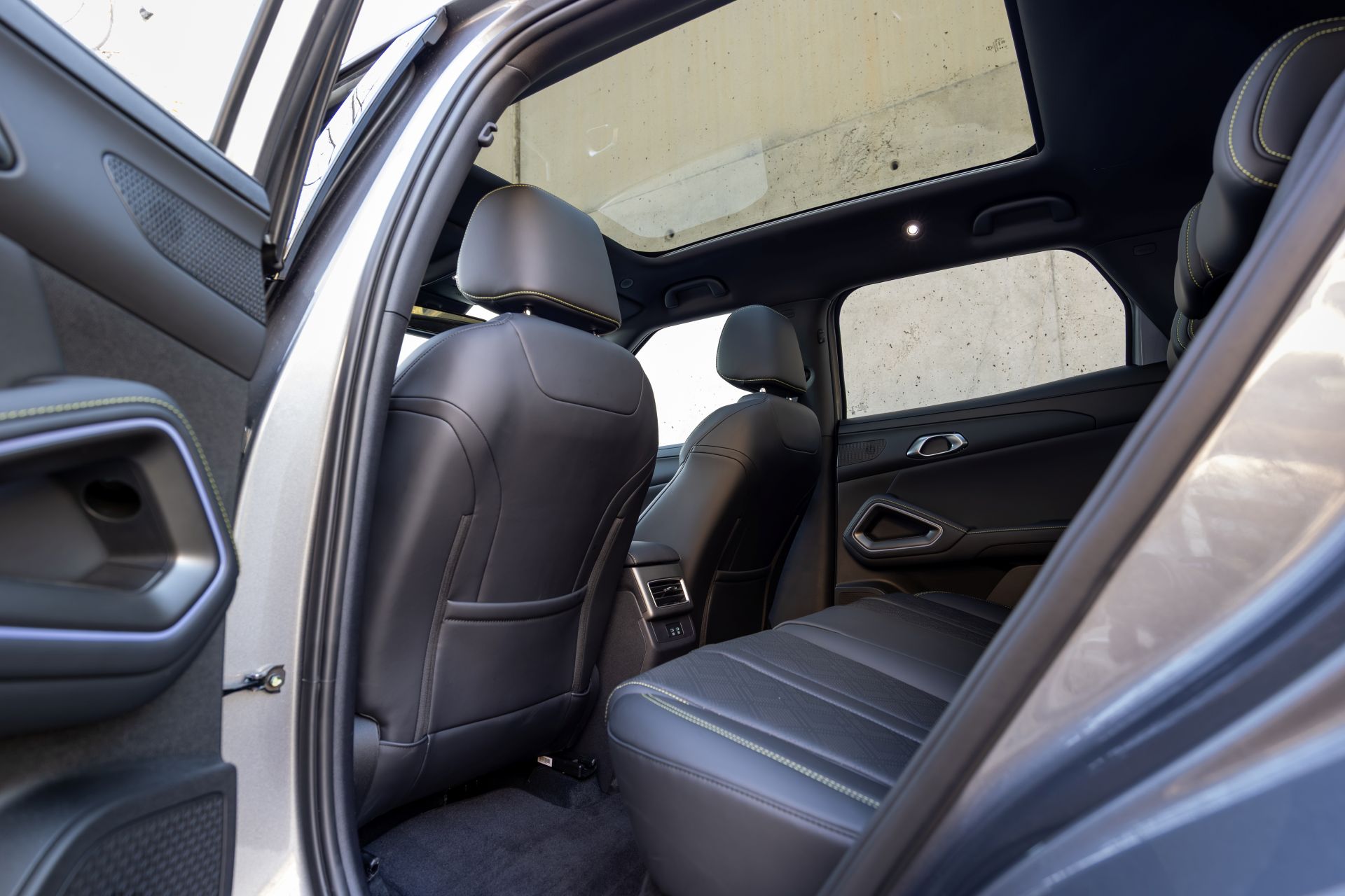 BYD ATTO 2 Interior 12
