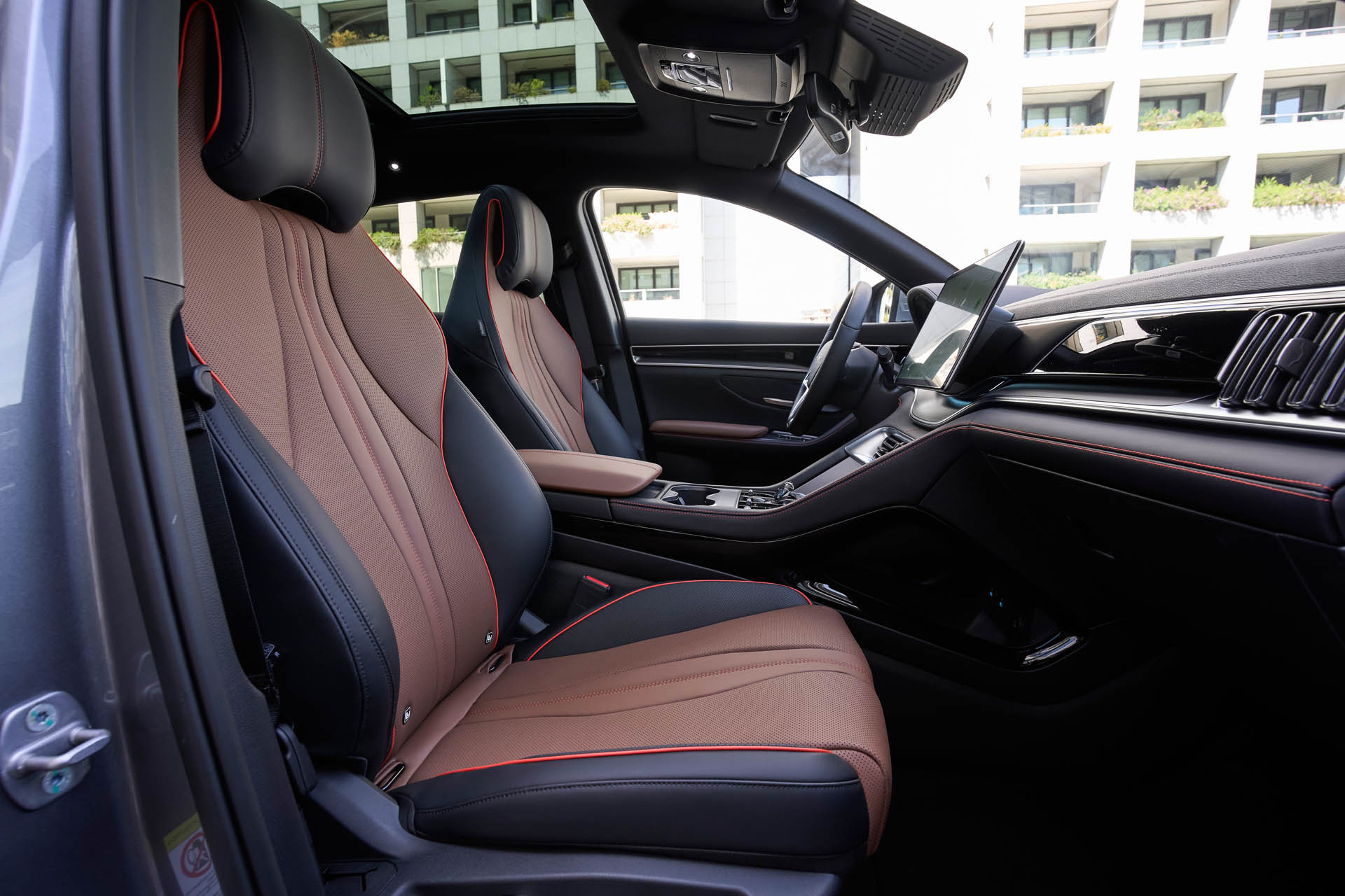 BYD SEAL U DM-I  INTERIOR 010