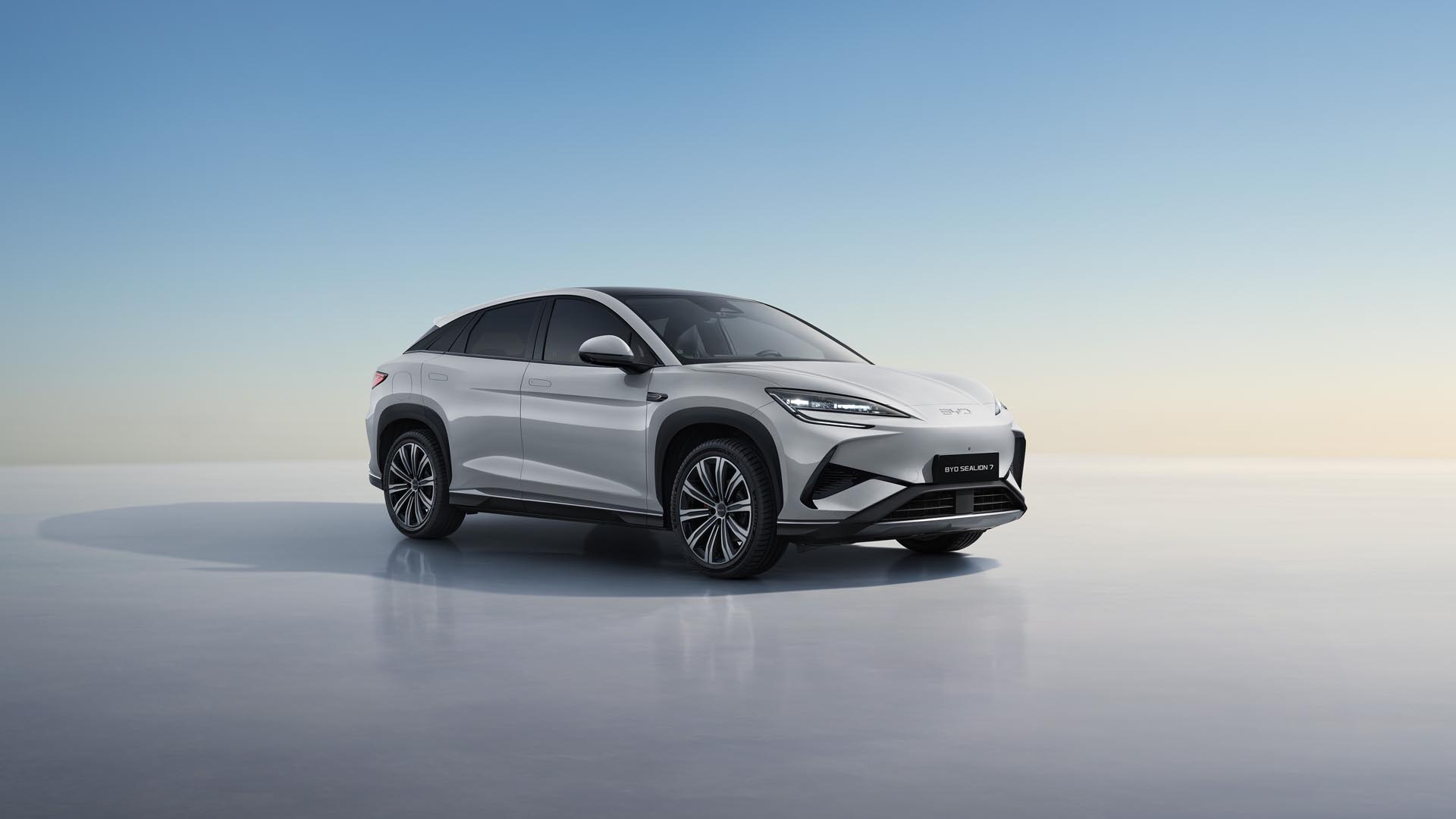 Exterior 12