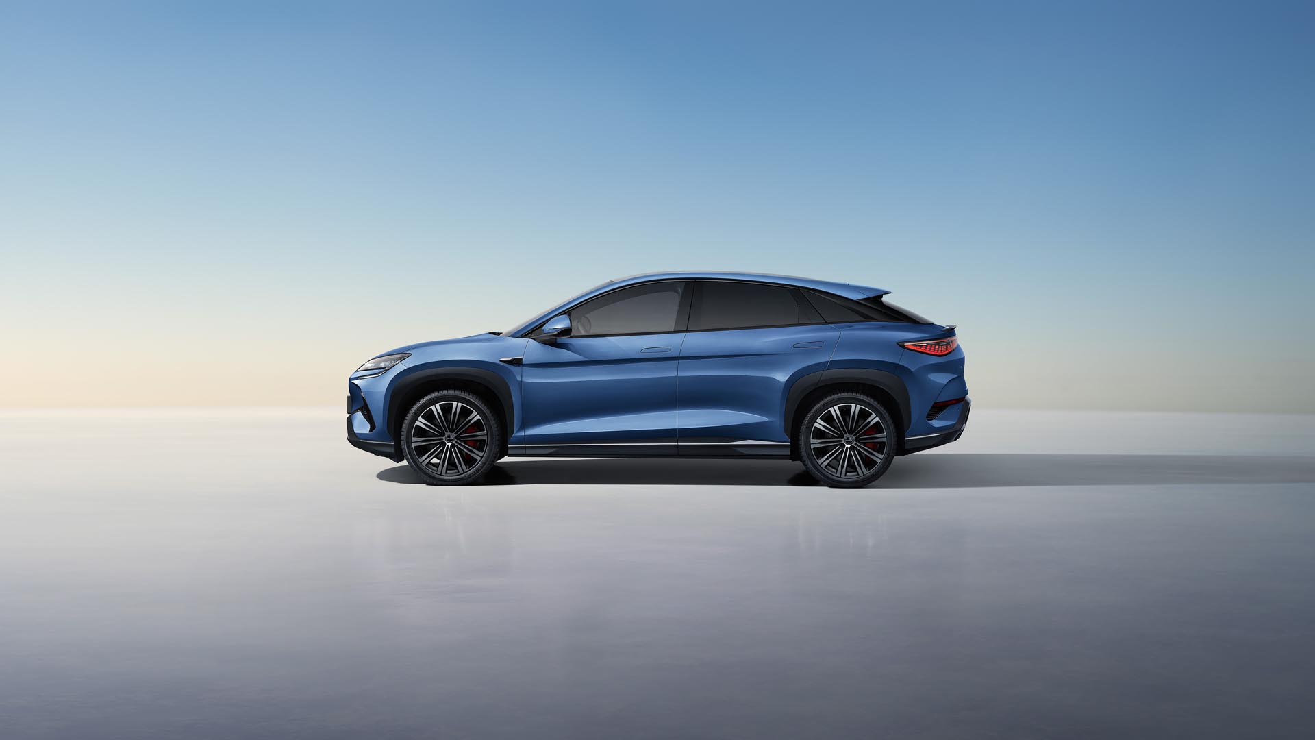 Exterior 15