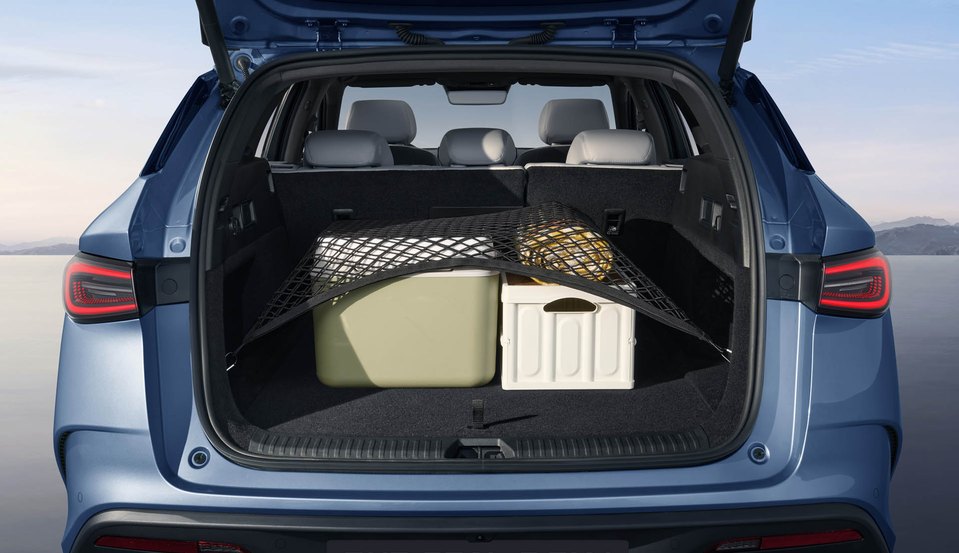13 SEAL 6-DM-i LHD Interior Trunk space Storage function download JPG 5000PX RGB