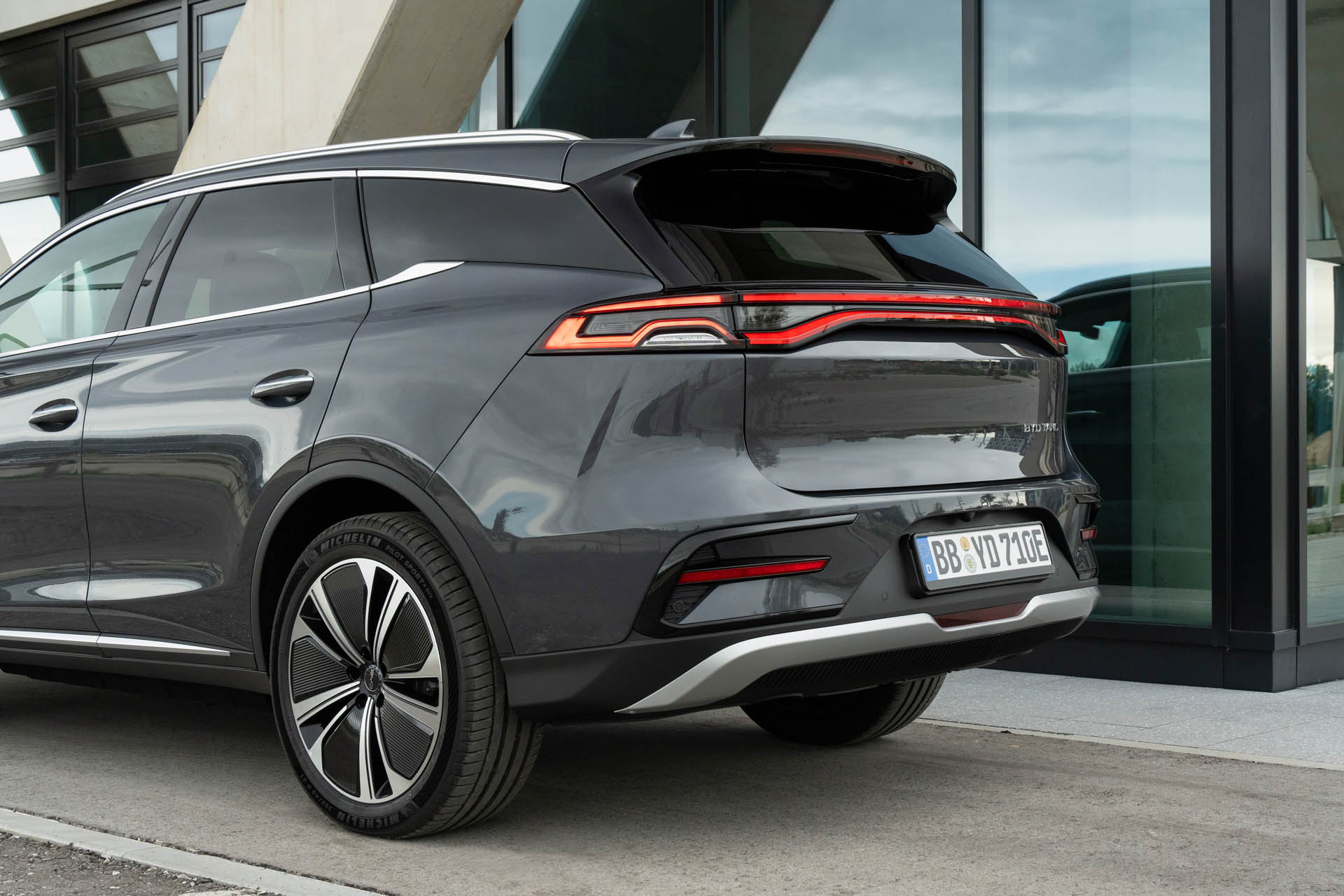 BYD TANG 008
