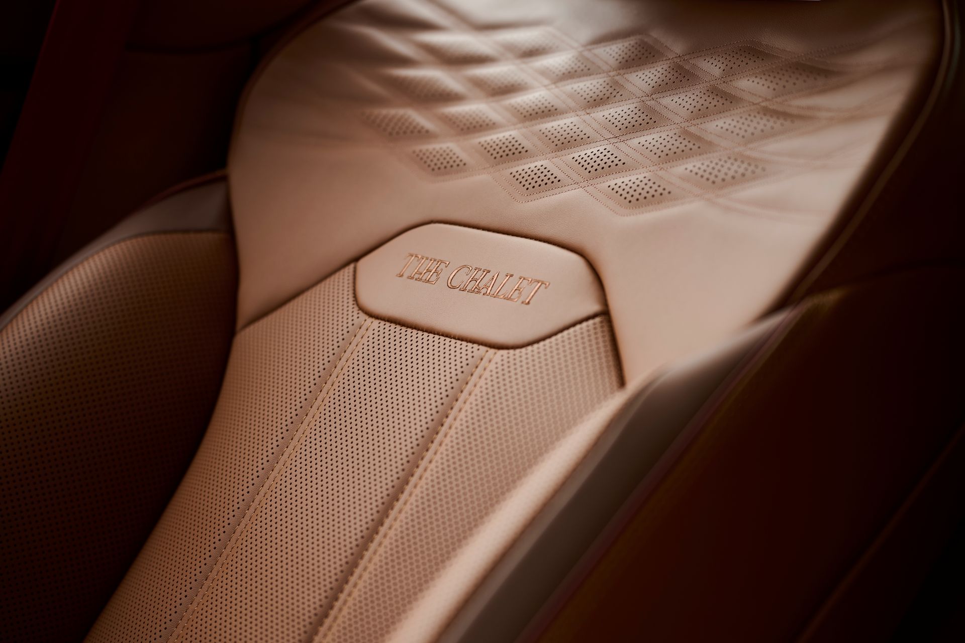 bentley bentayga Gstaad Guy Chalet Car - 8