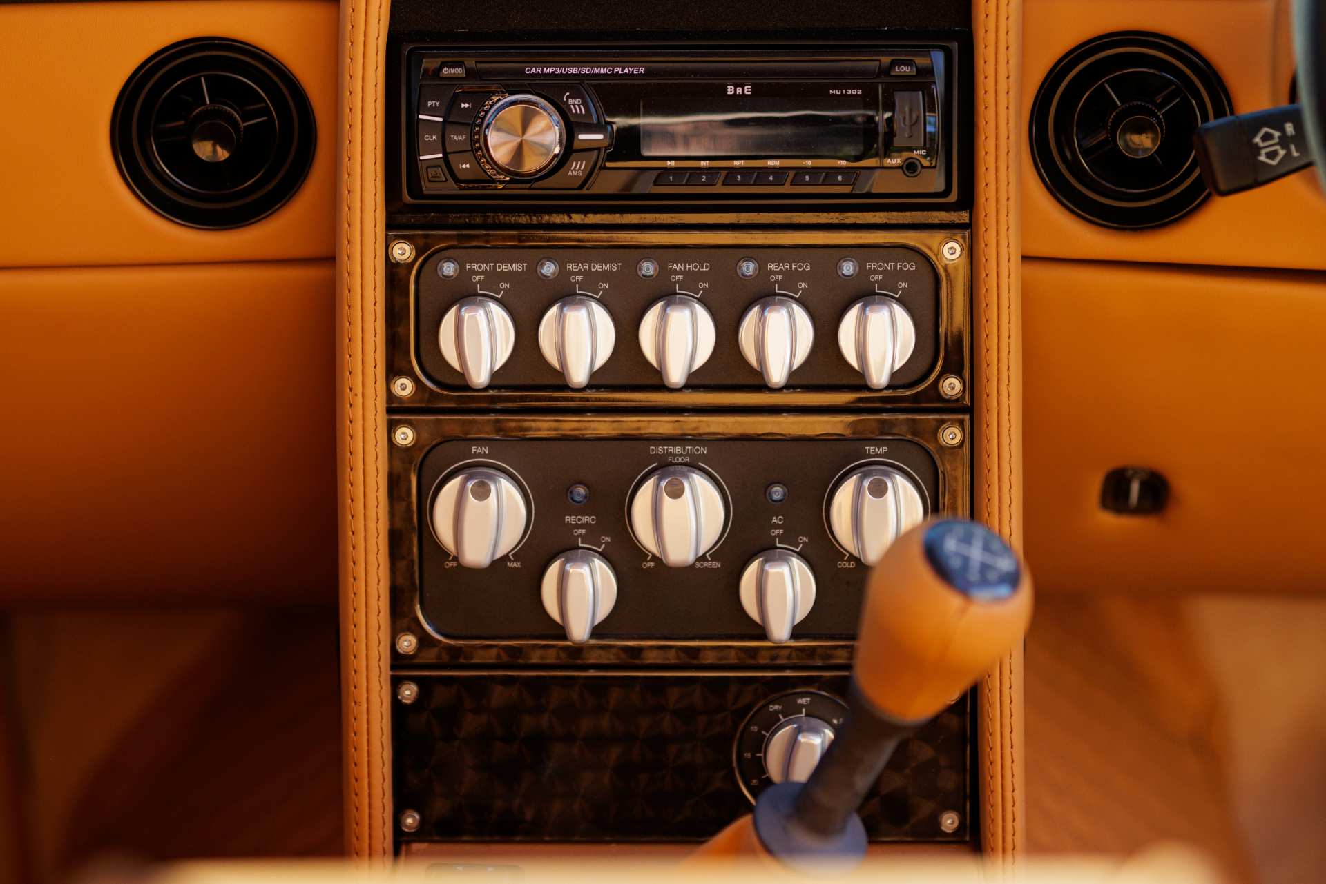 015 Bristol Fighter - interior