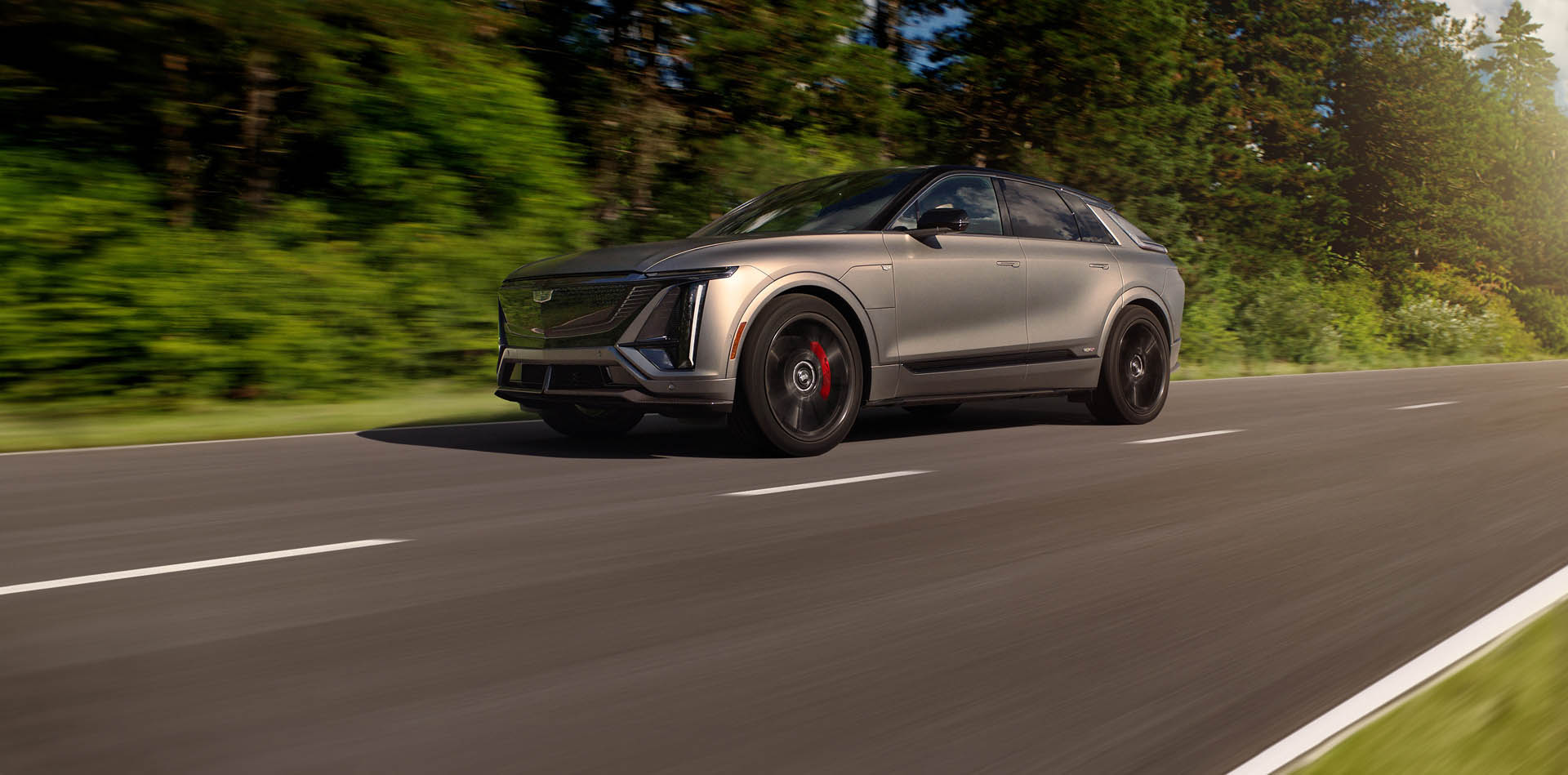 2026-cadillac-lyriq-v-021