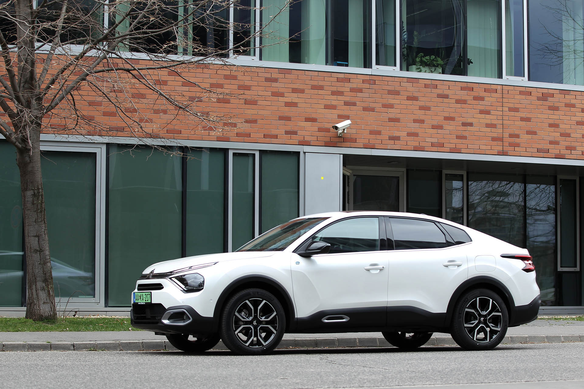 citroenc4xmobem2023a