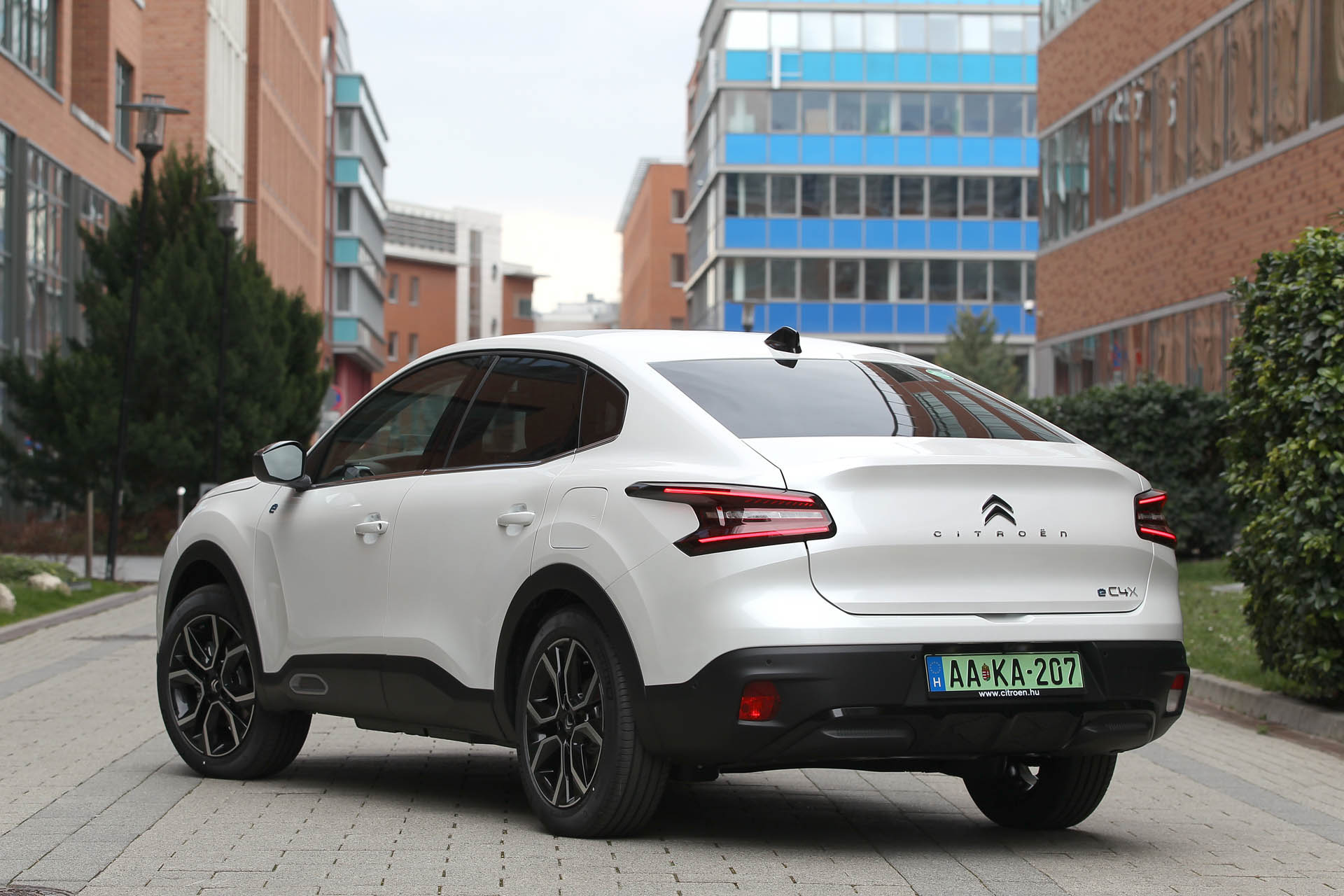 citroenc4xmobem2023c