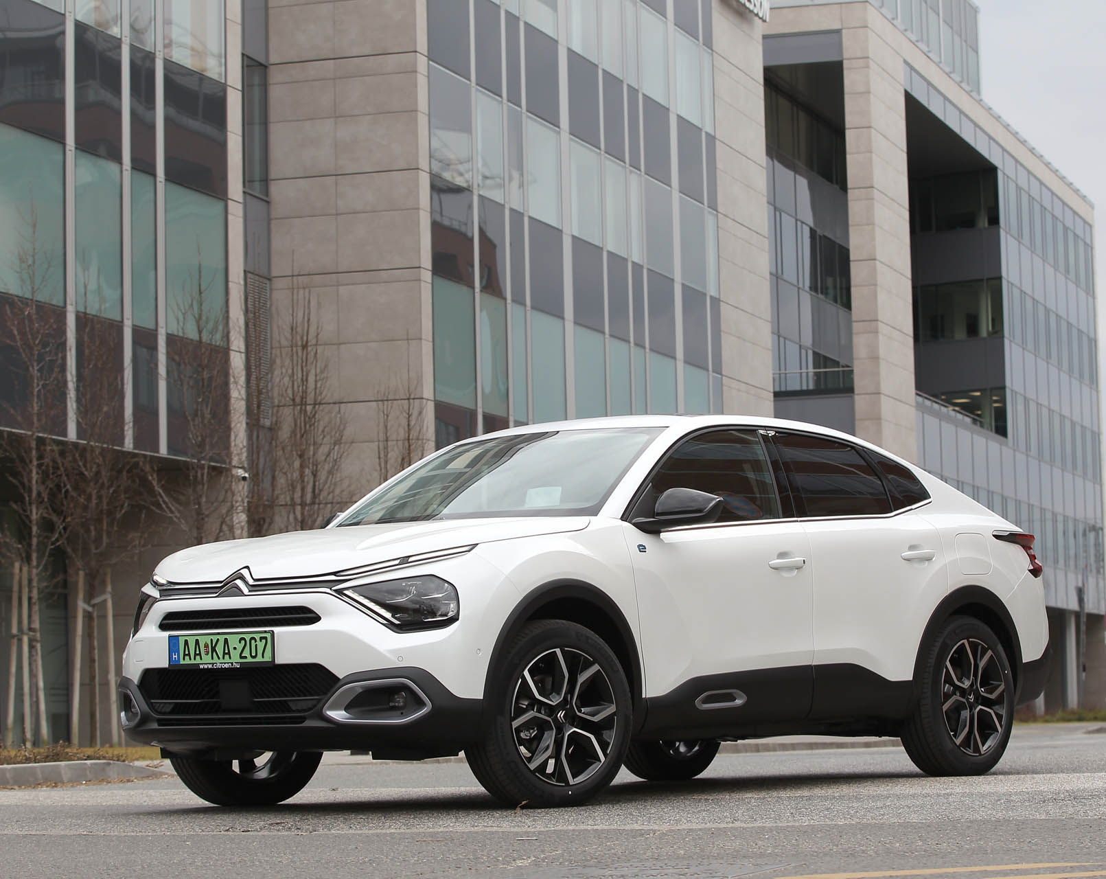 citroenc4xmobem2023f