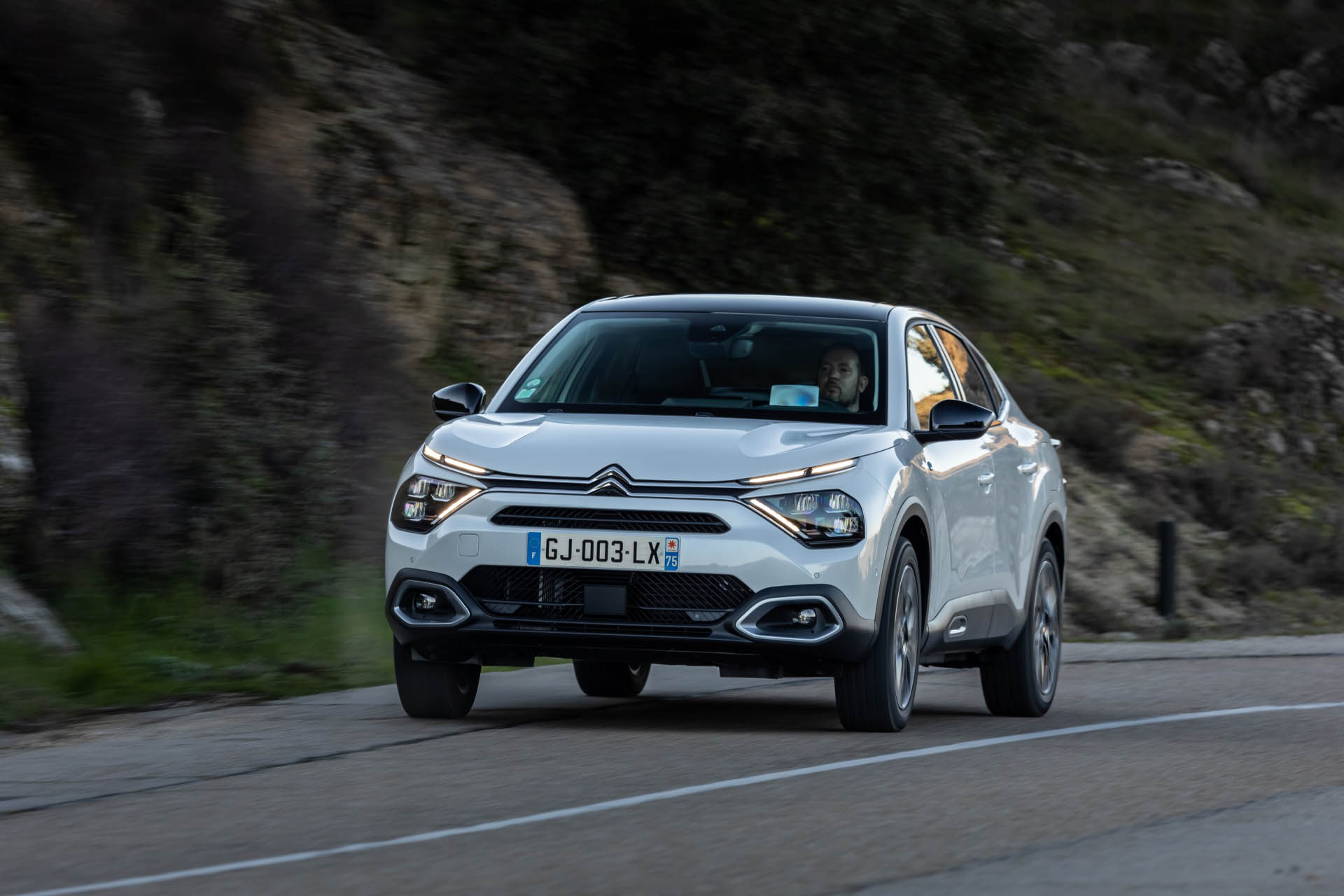 citroenec4xelectric28