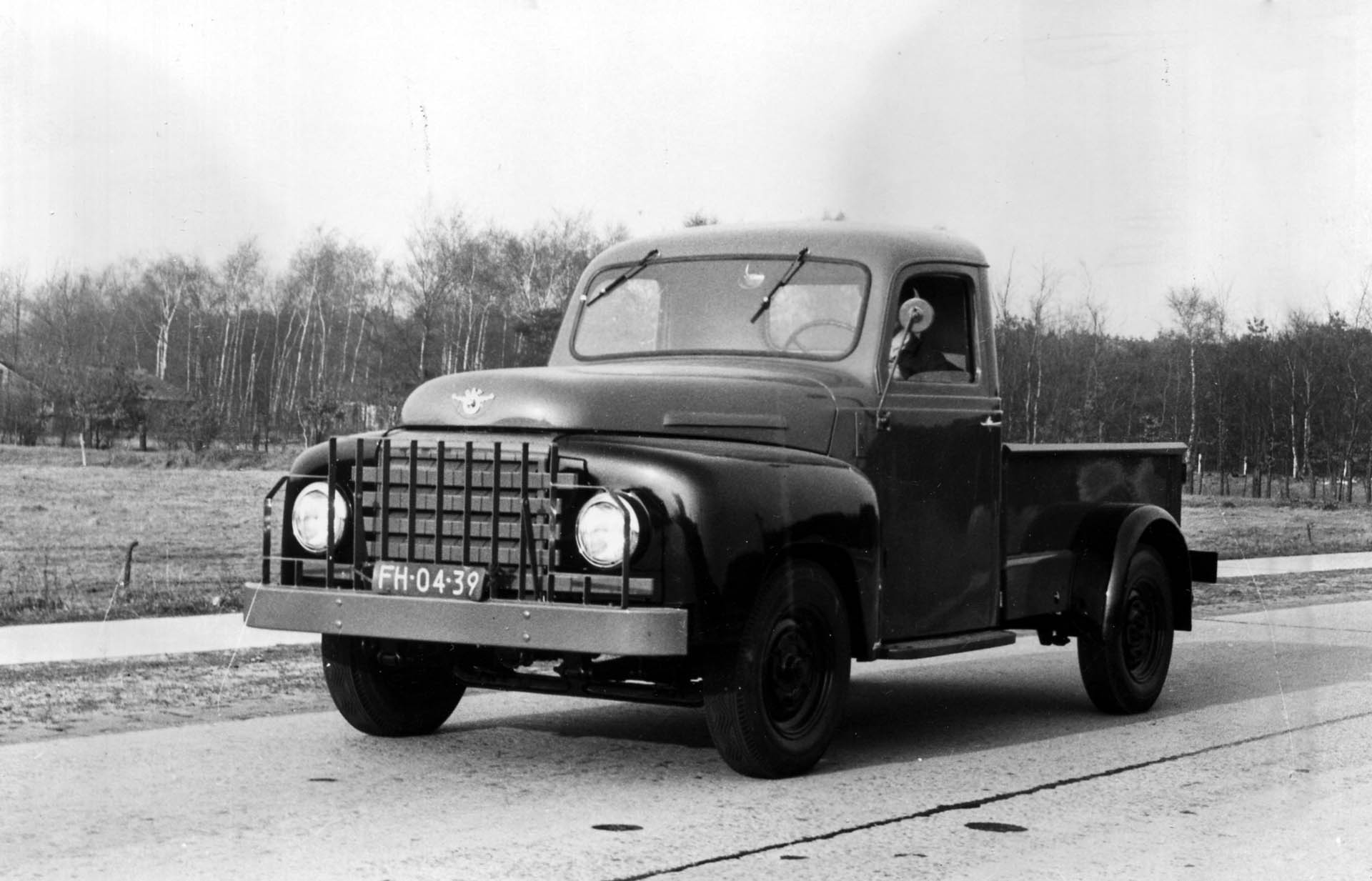 07. DAF A107 1953