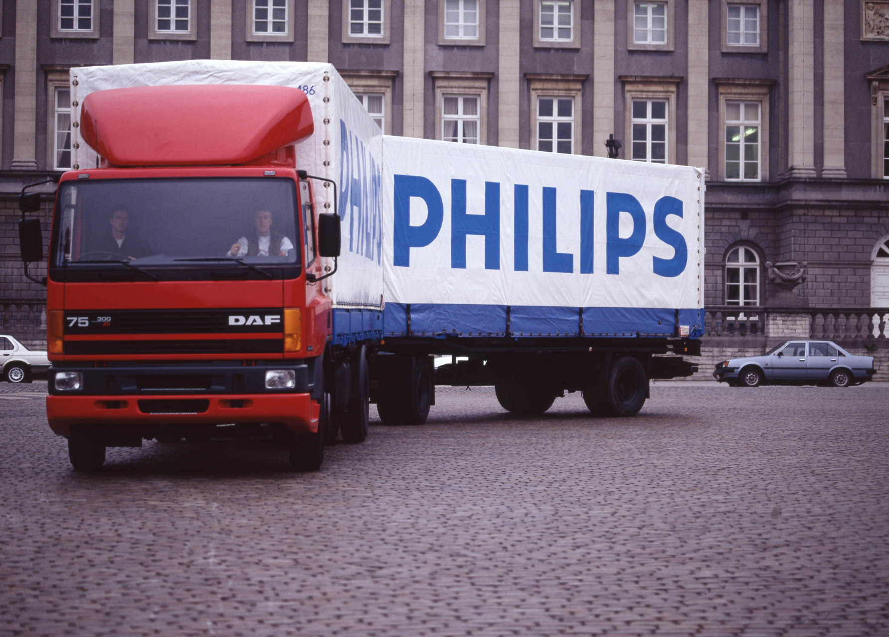 16. DAF 75 1992