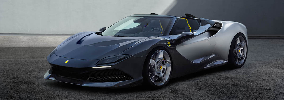 Ferrari SP8 nyito