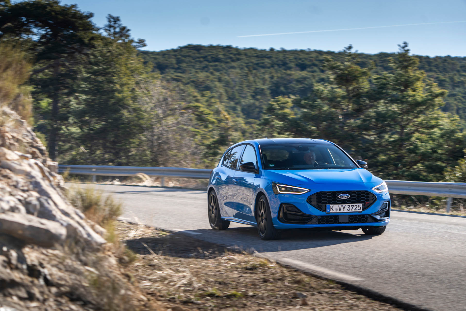 2024 FORD FOCUS-ST 18
