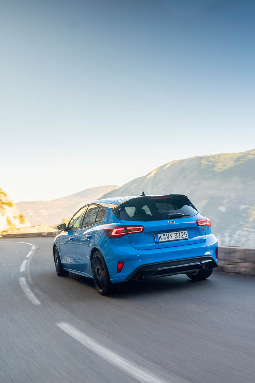 2024 FORD FOCUS-ST 29