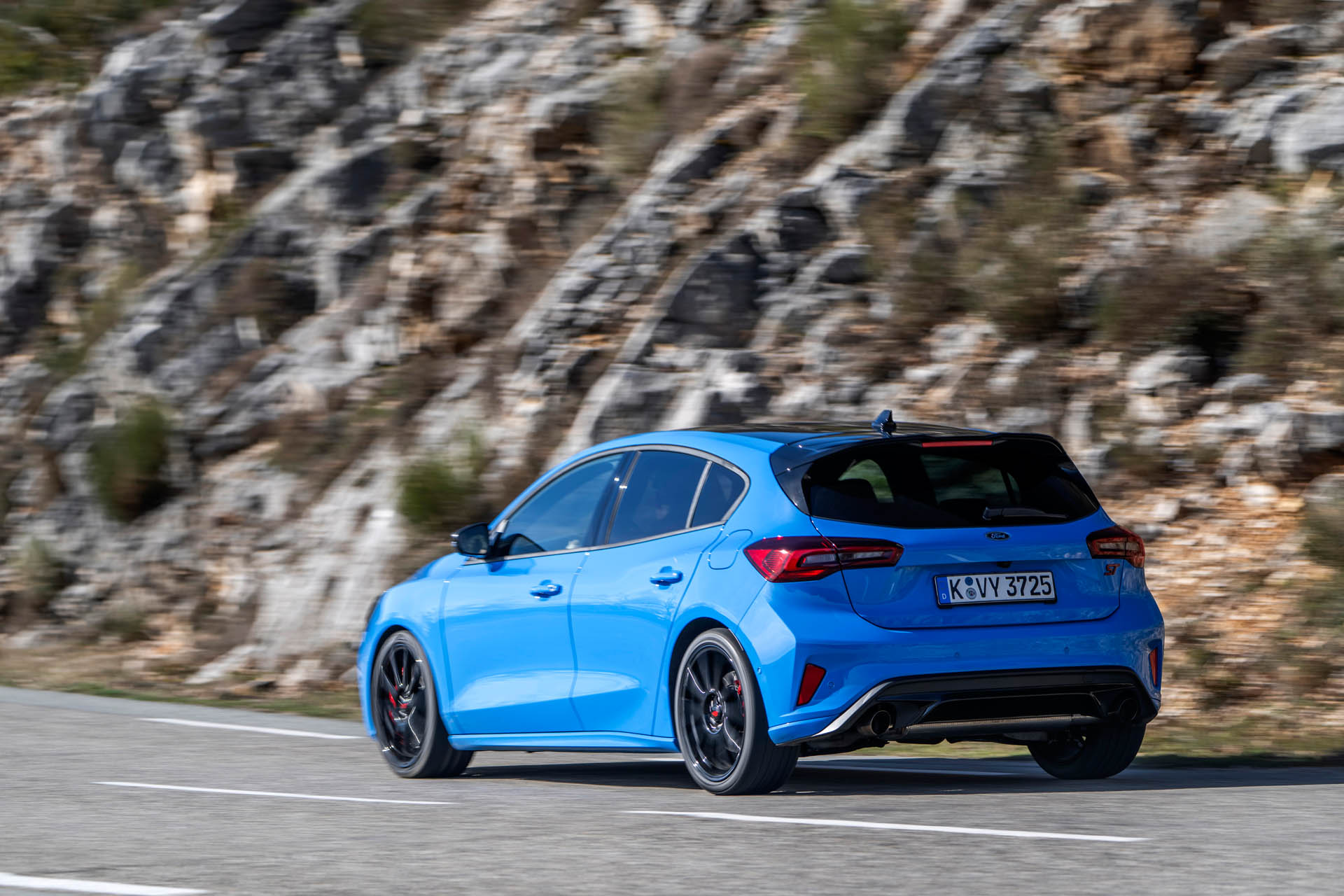 2024 FORD FOCUS-ST 46
