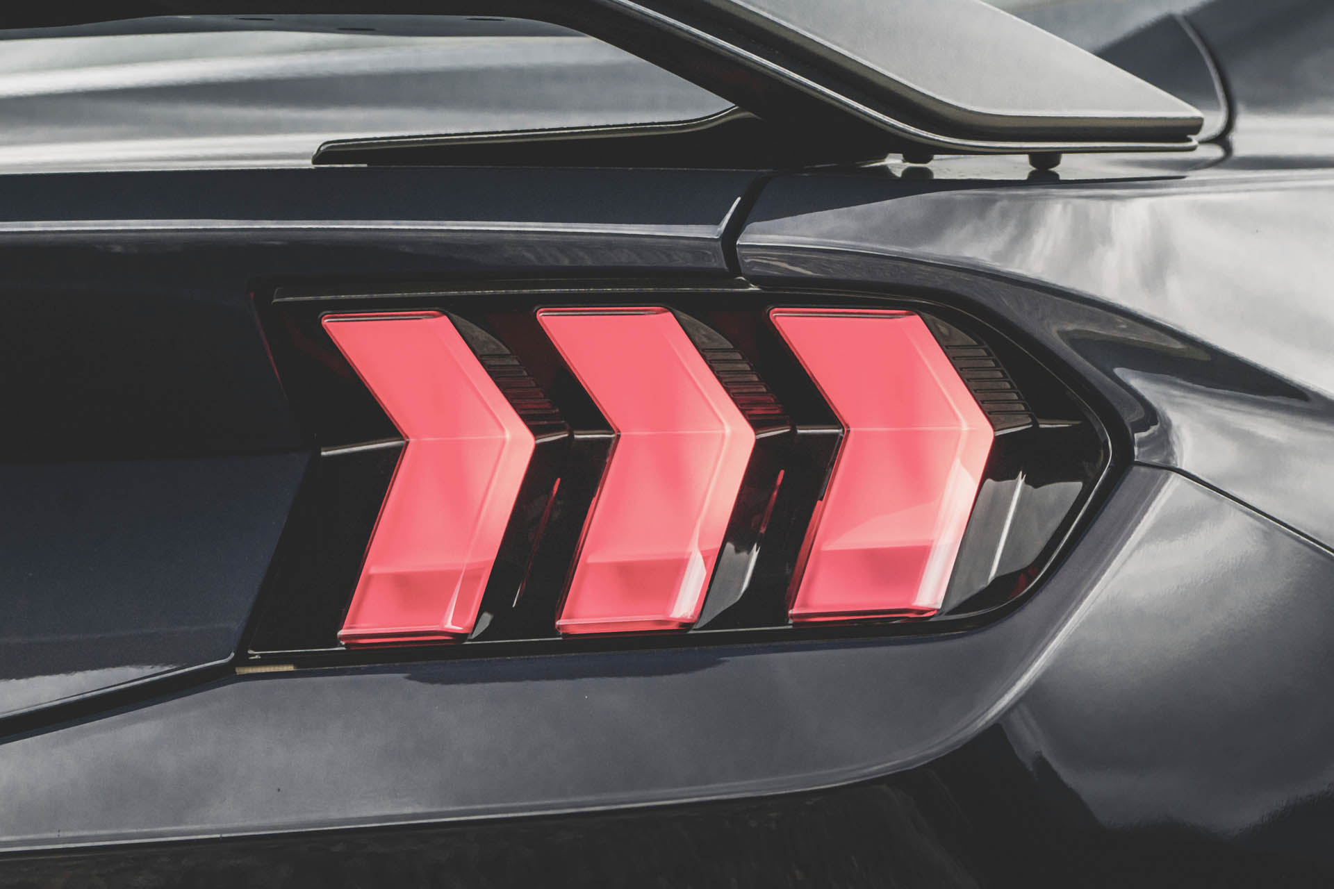 2024 FORD MUSTANG DARK-HORSE 37