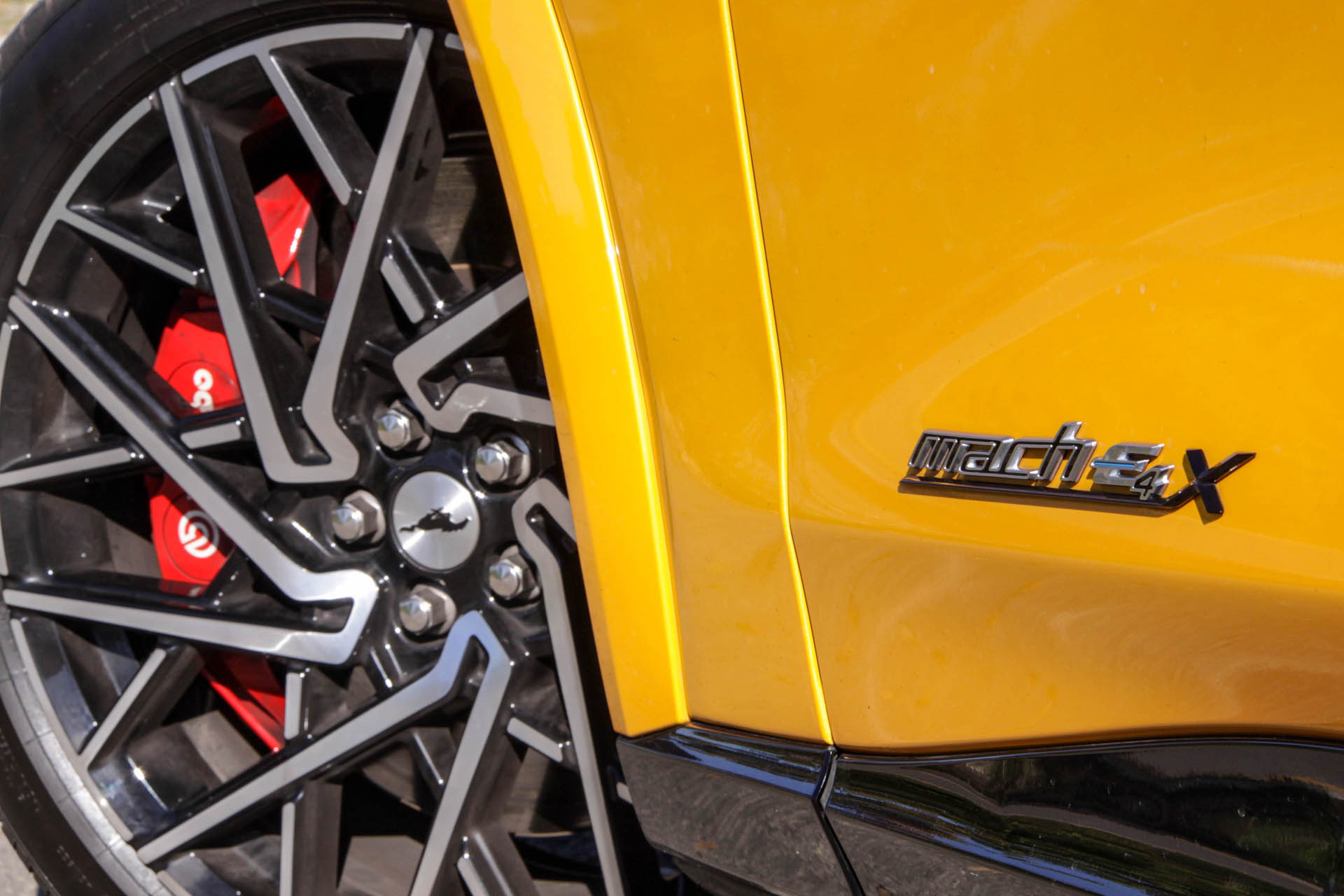 fordmustangmachegt02