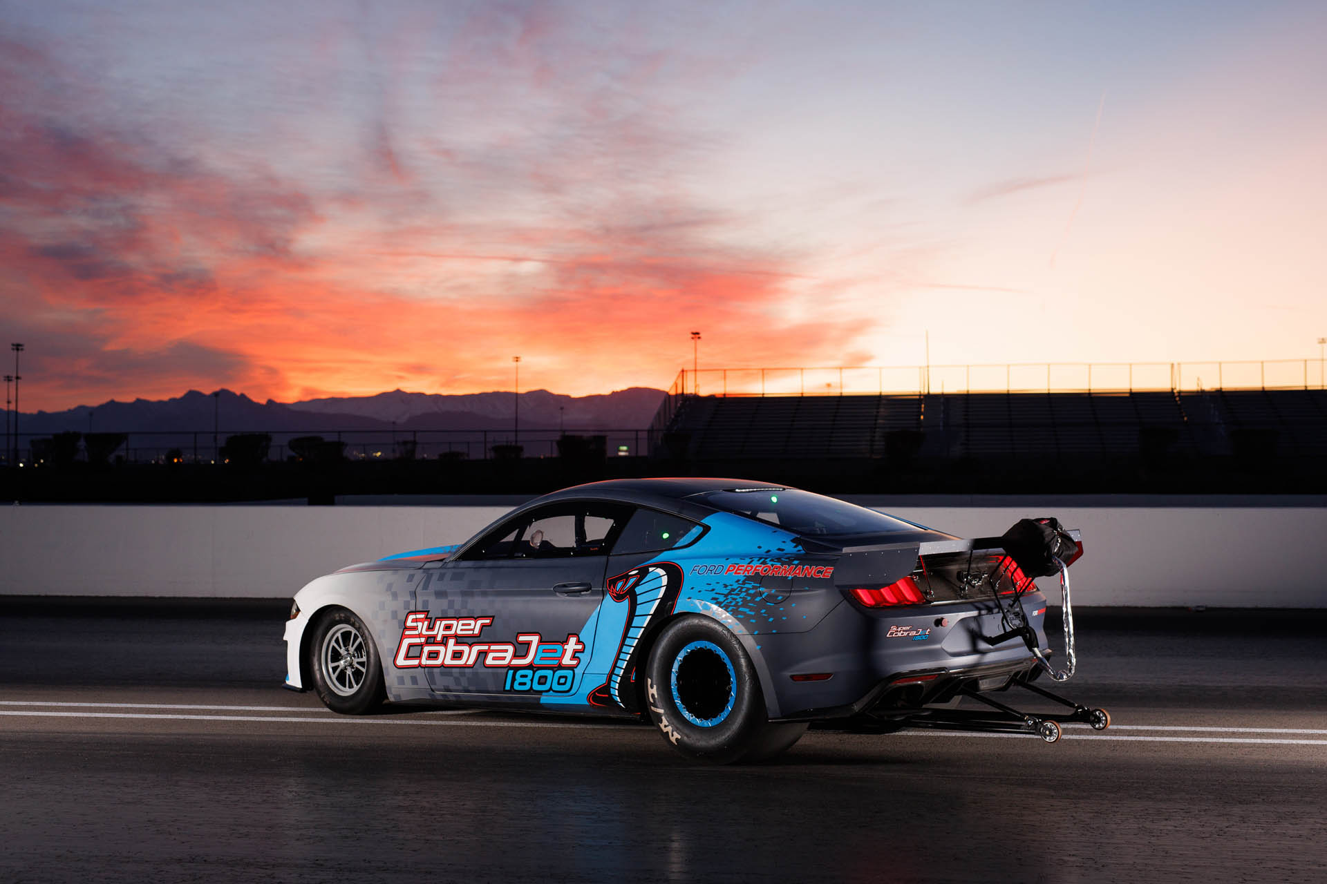 Mustang Super Cobra Jet 1800 04