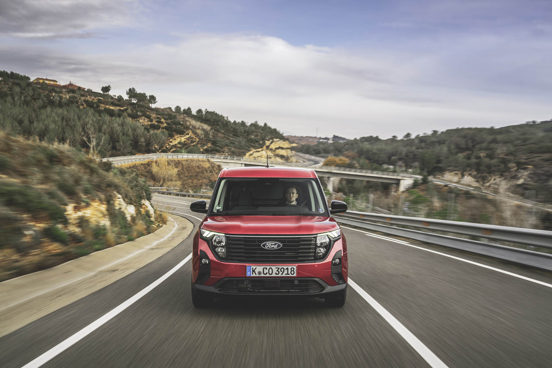 Ford Transit Courier 2024 22