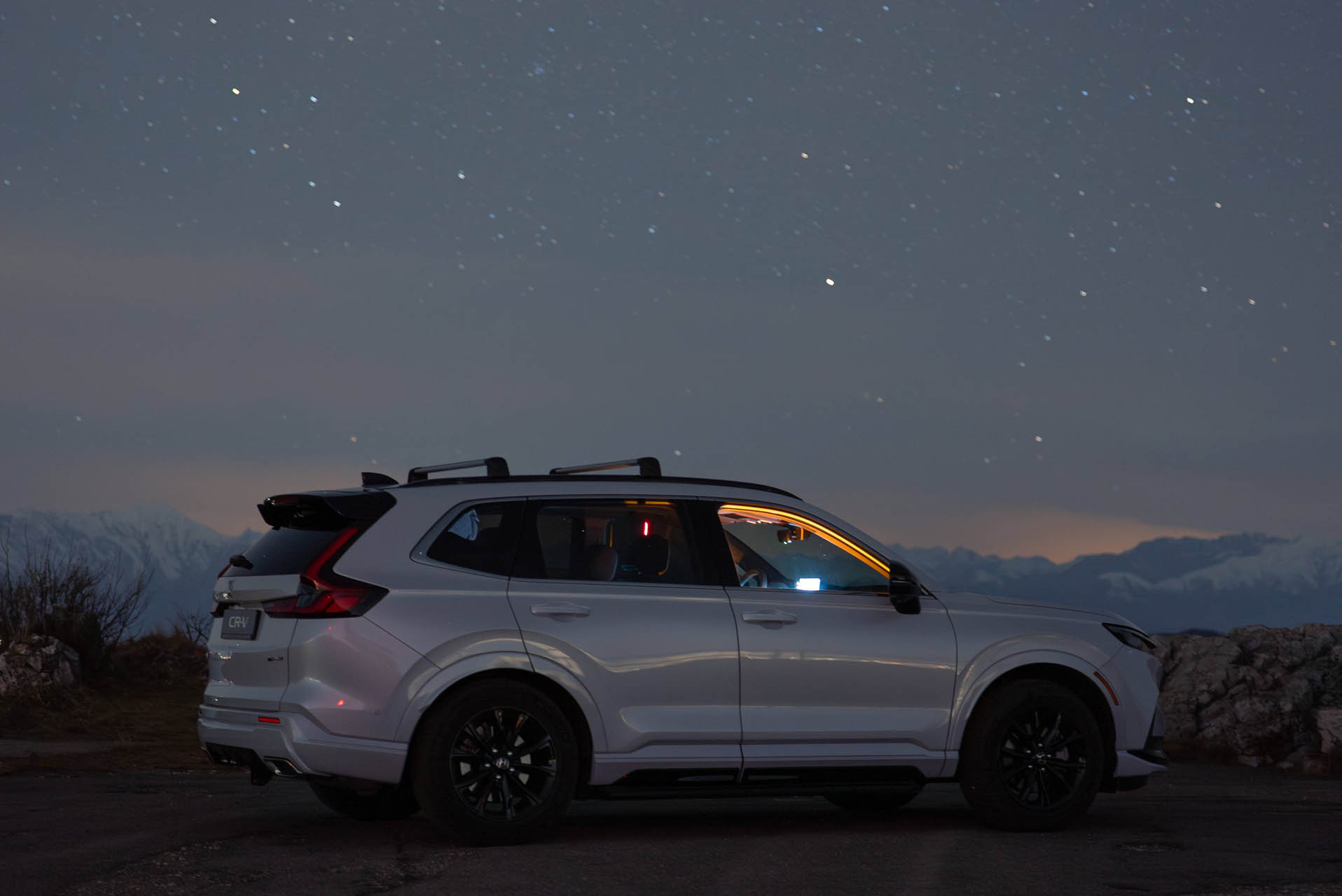 532043 CR-V Dream Pod Concept