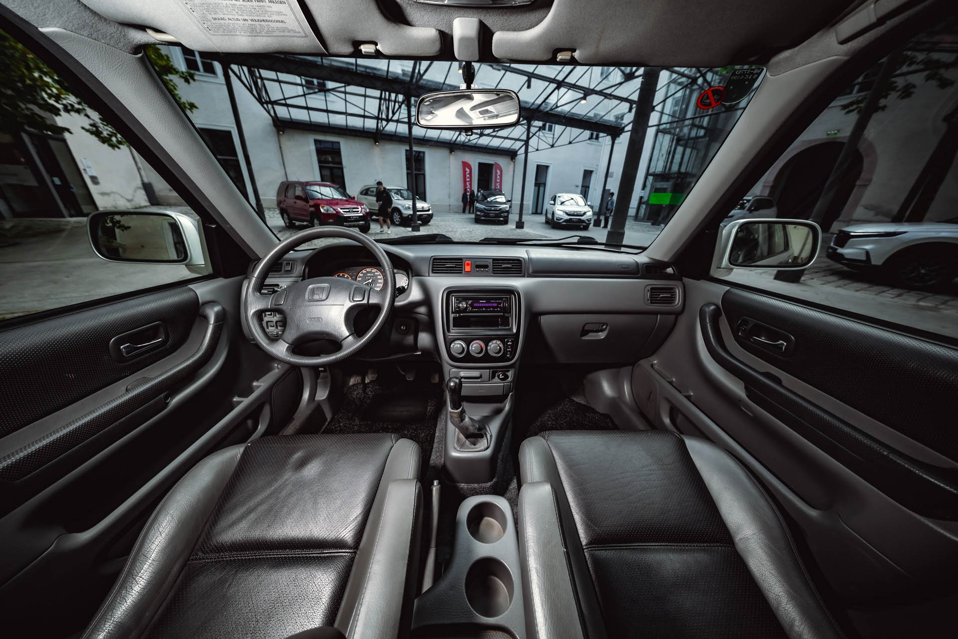 545157 CR-V 30 Anniversary