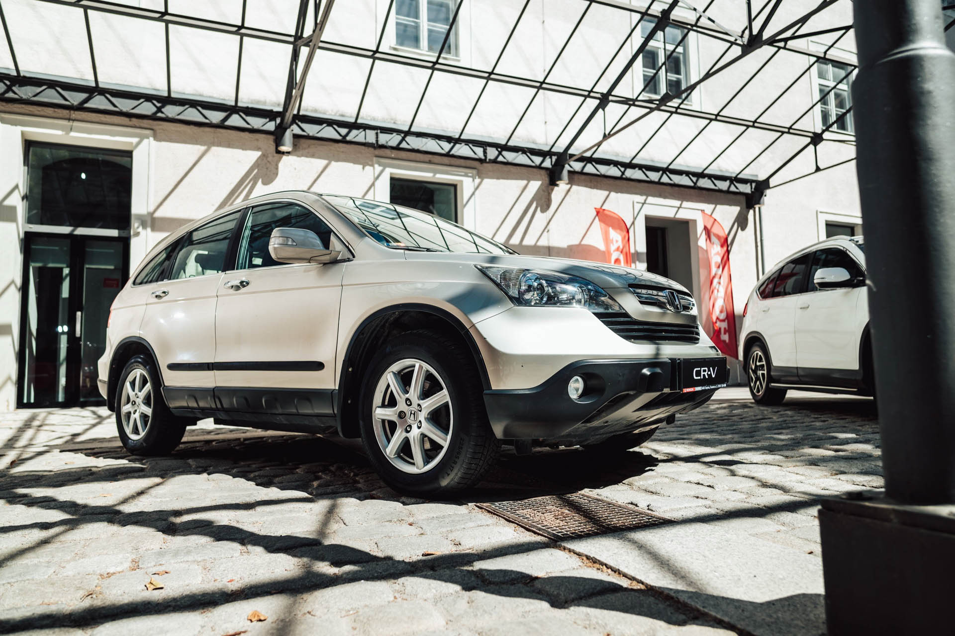 545175 CR-V 30 Anniversary
